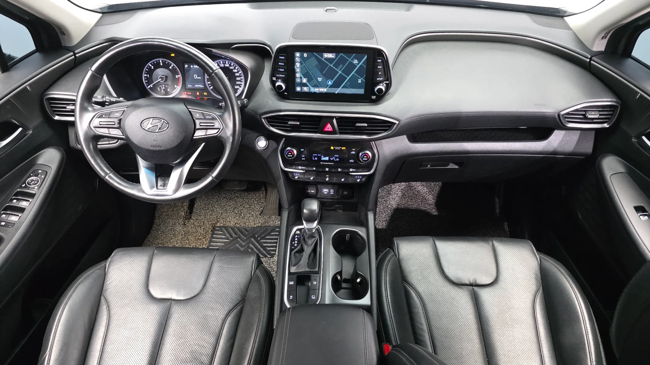 Hyundai TM 2.0 2WD 2018 4/5