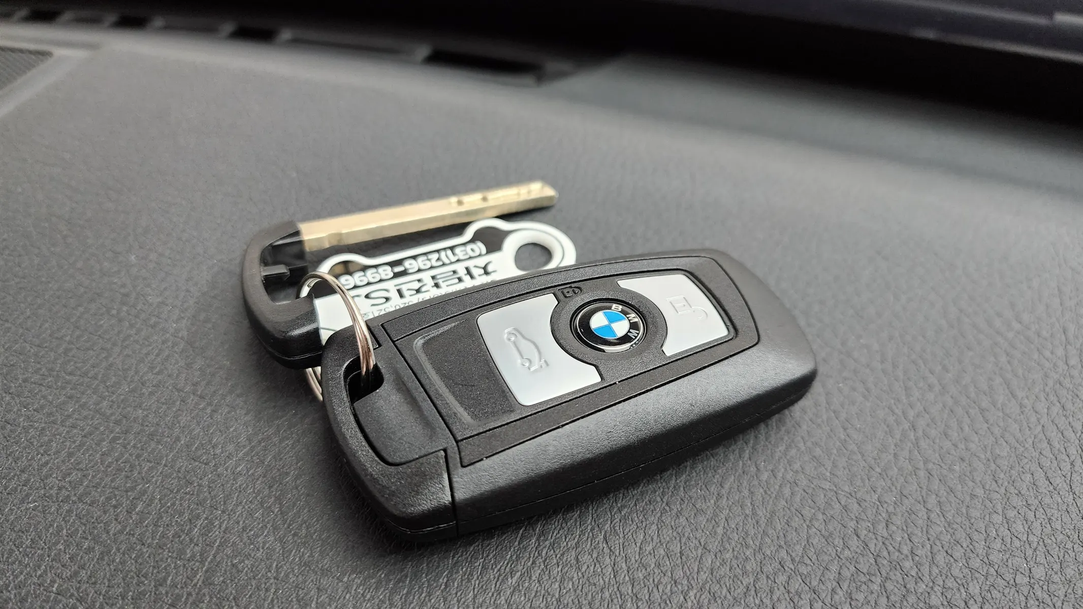 BMW 3 Series GT (F34) GT 320d 2020 32/33
