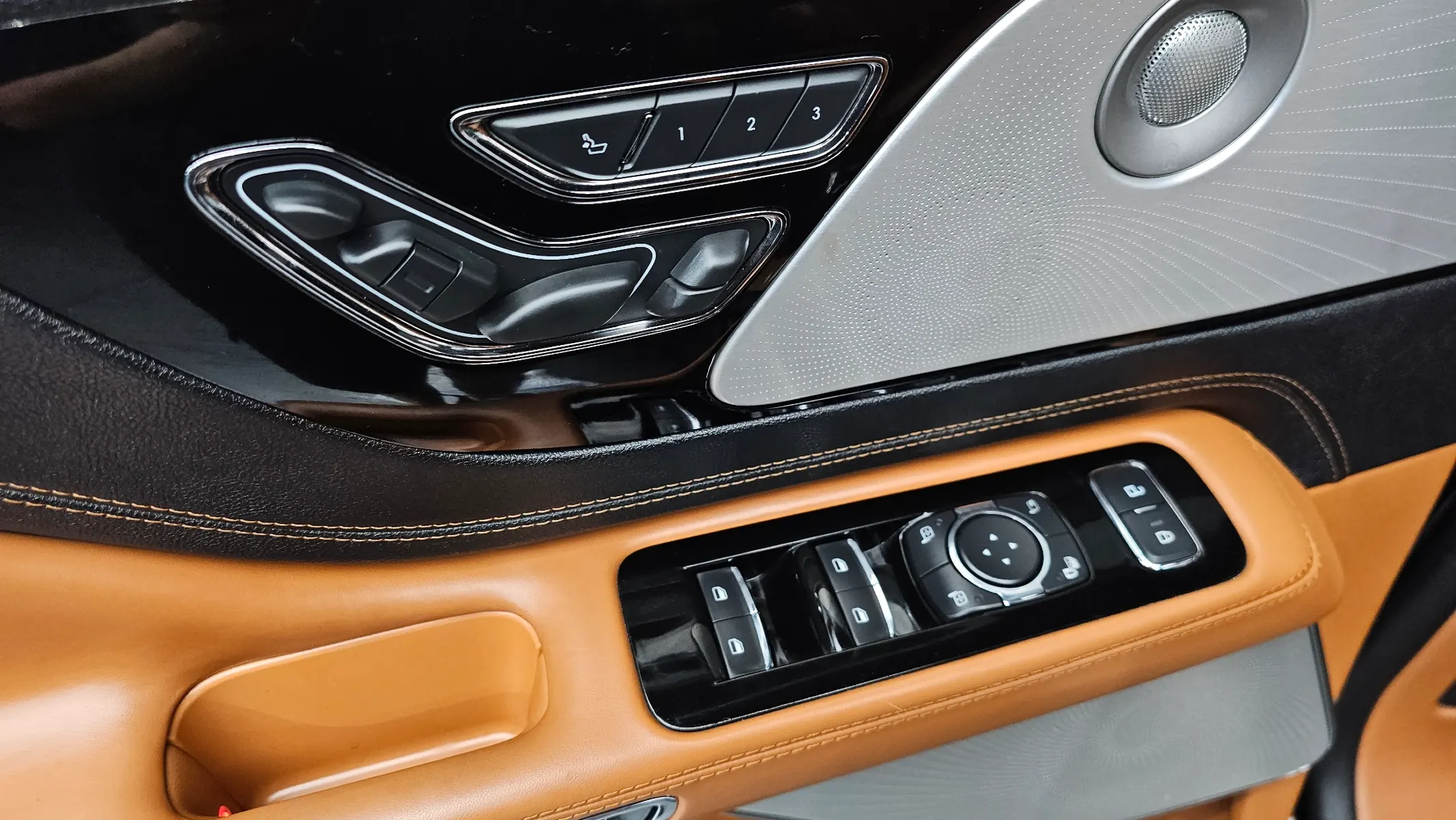 Lincoln 2 3.0 AWD 2020 39/40
