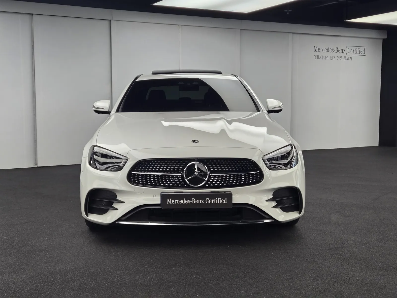 Mercedes-Benz E-Class W213 E250 AMG Line 2022 3/19
