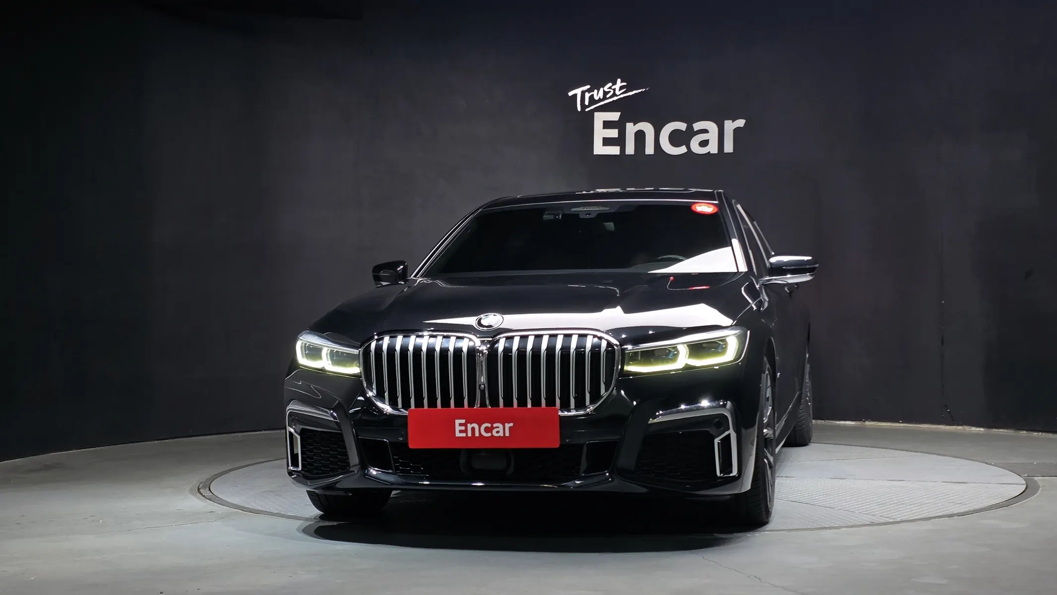 BMW 7 Series (G11) 745Le i M 2020 3/35