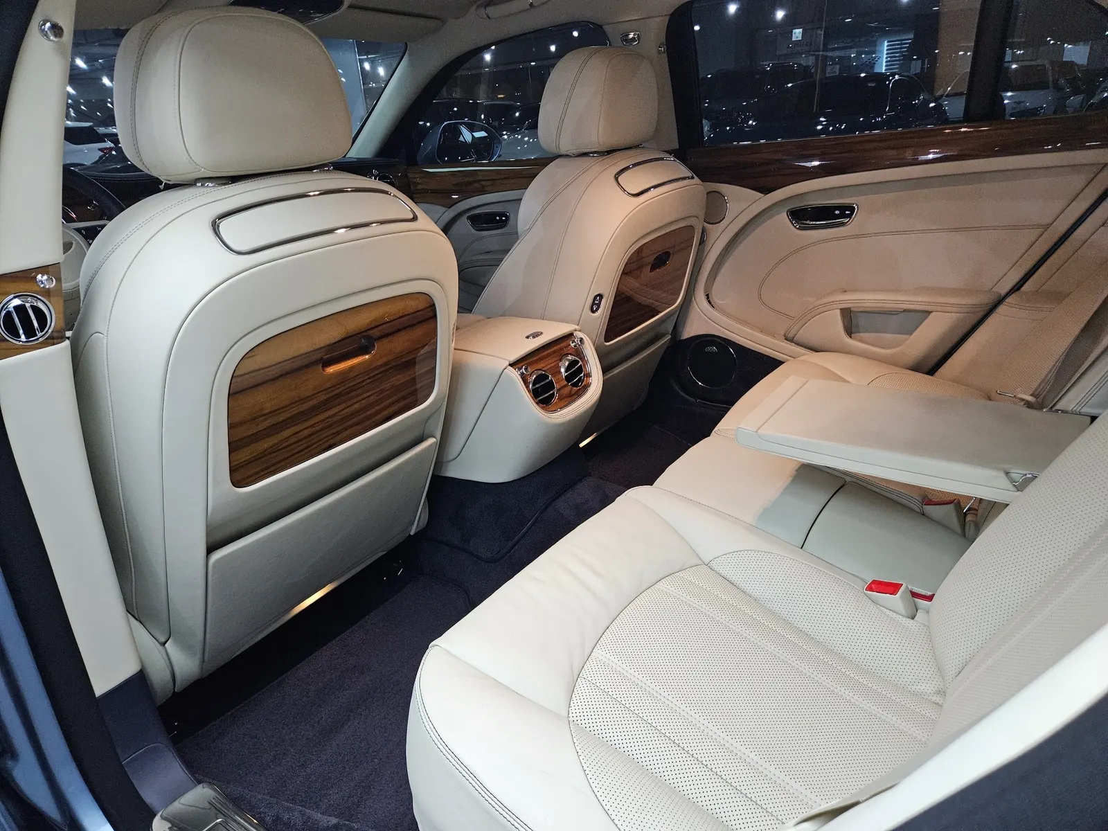 Bentley 뮬산 6.8 2017 4/5