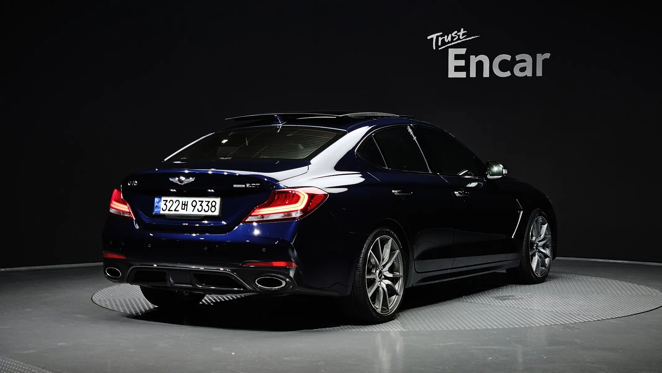 Genesis G70 2.0T AWD 2020 2/35