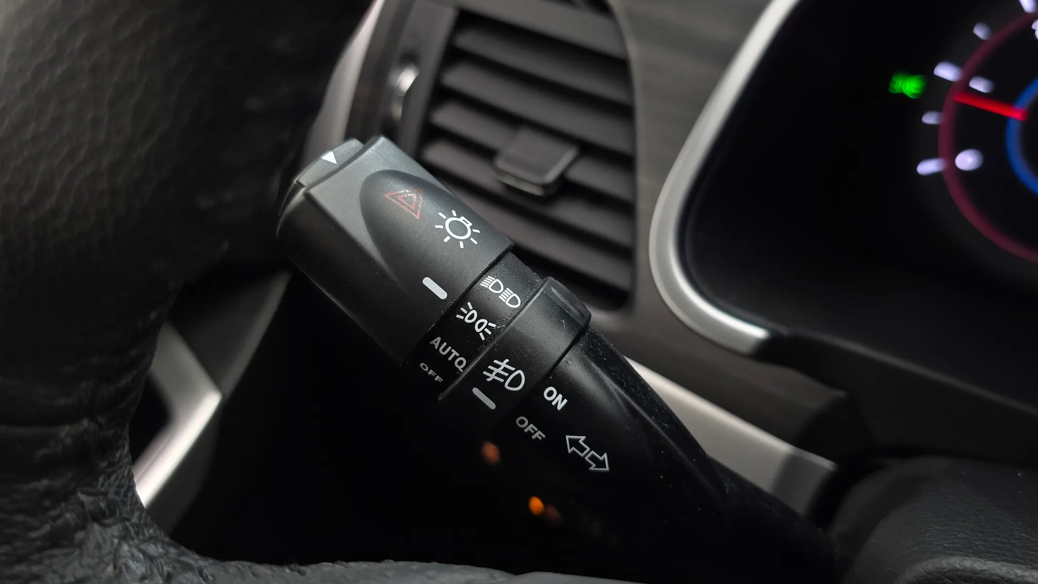 KG Mobility C 2.2 RX 2WD 2015 31/32
