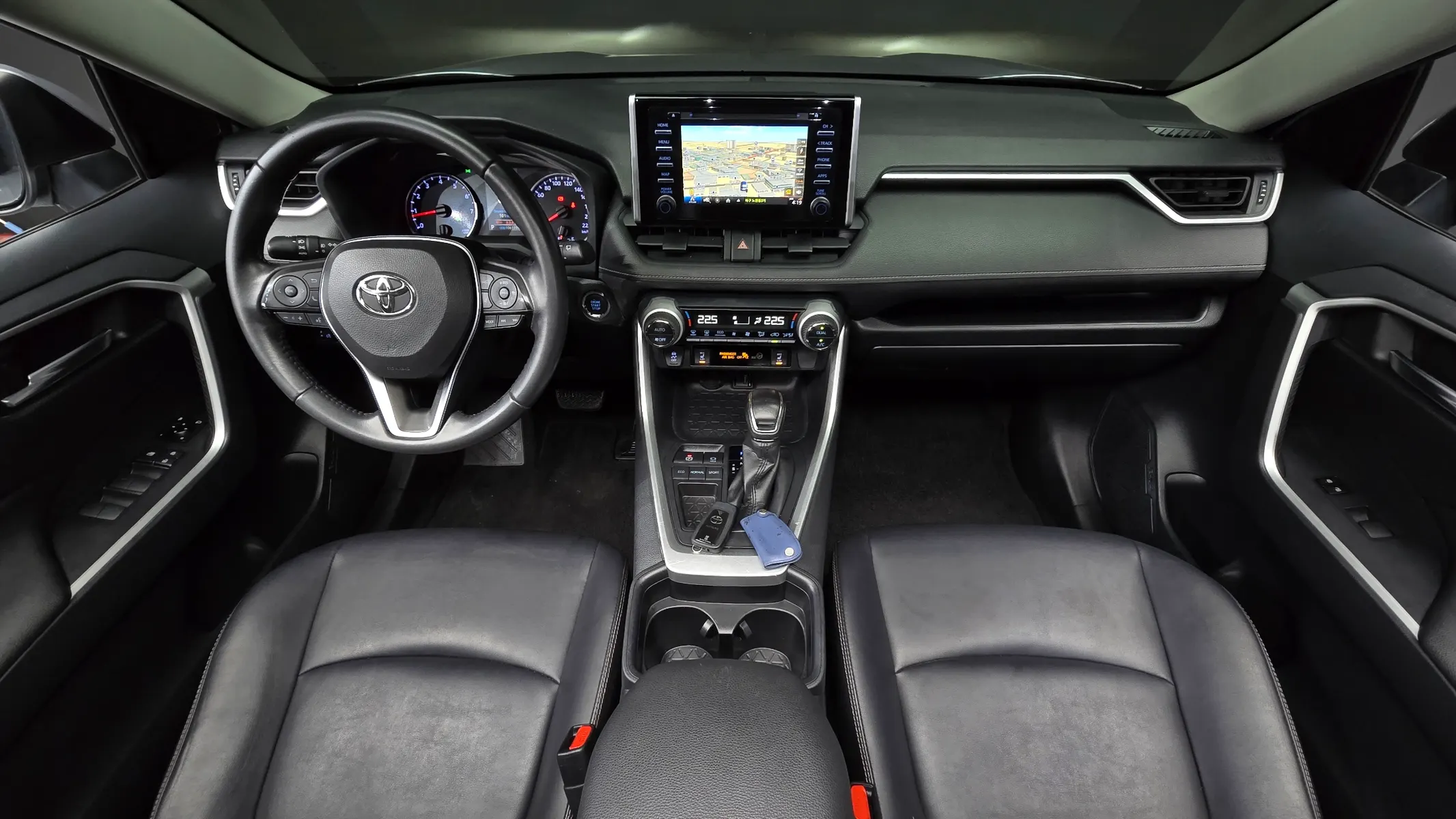 Toyota RAV4 5 2.5 2WD 2019 4/5