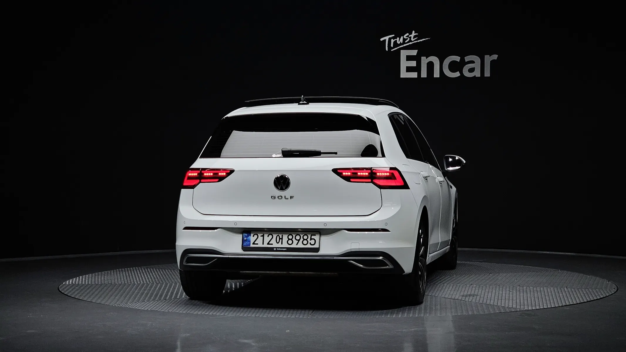 Volkswagen 8 2.0 TDI 2022 3/32