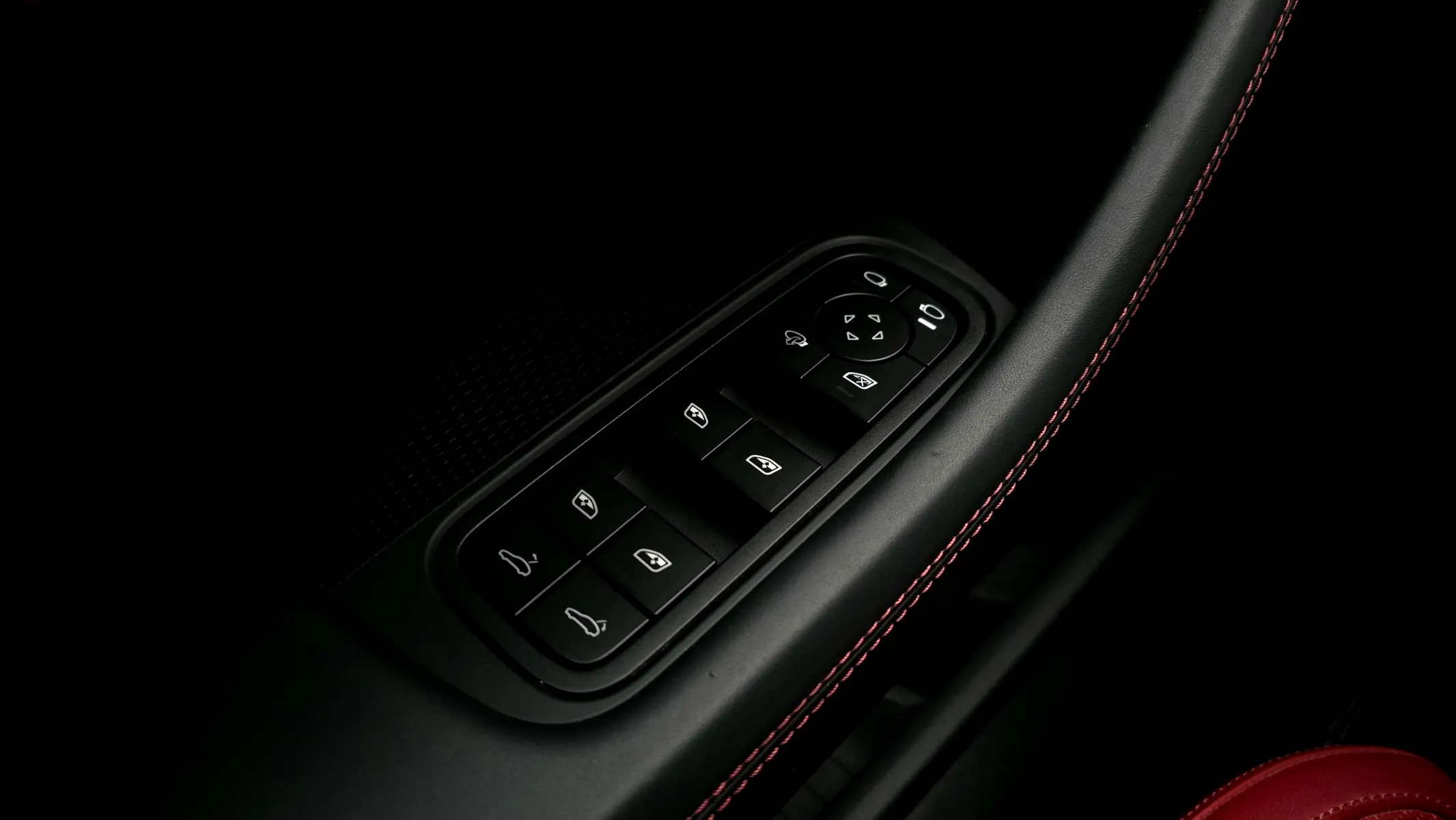 Porsche (976) 2.9 AWD 2025 35/36