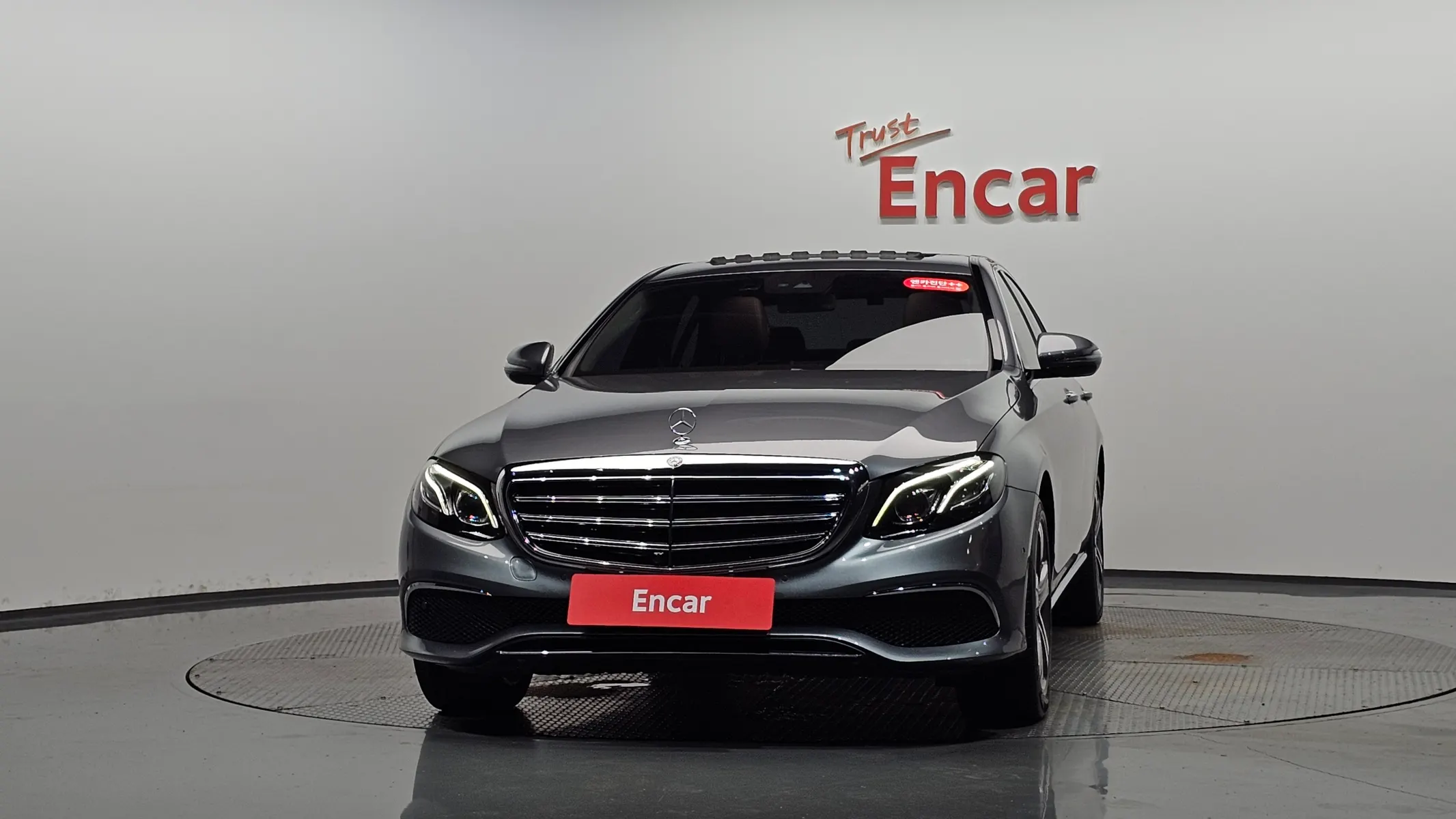 Mercedes-Benz E-Class W213 E220d 2019 3/35