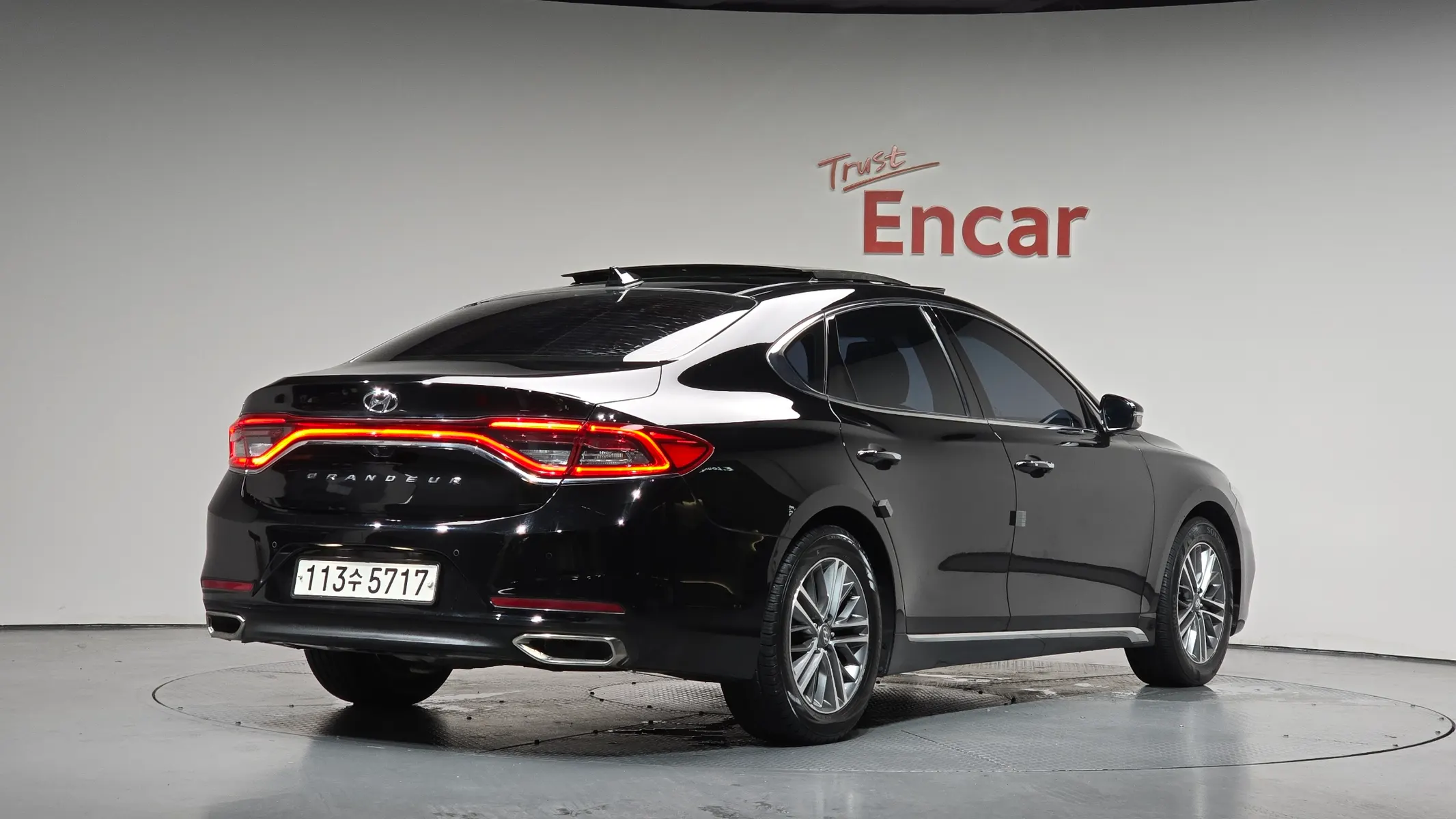 Hyundai IG 3.0 LPi () 2019 2/35