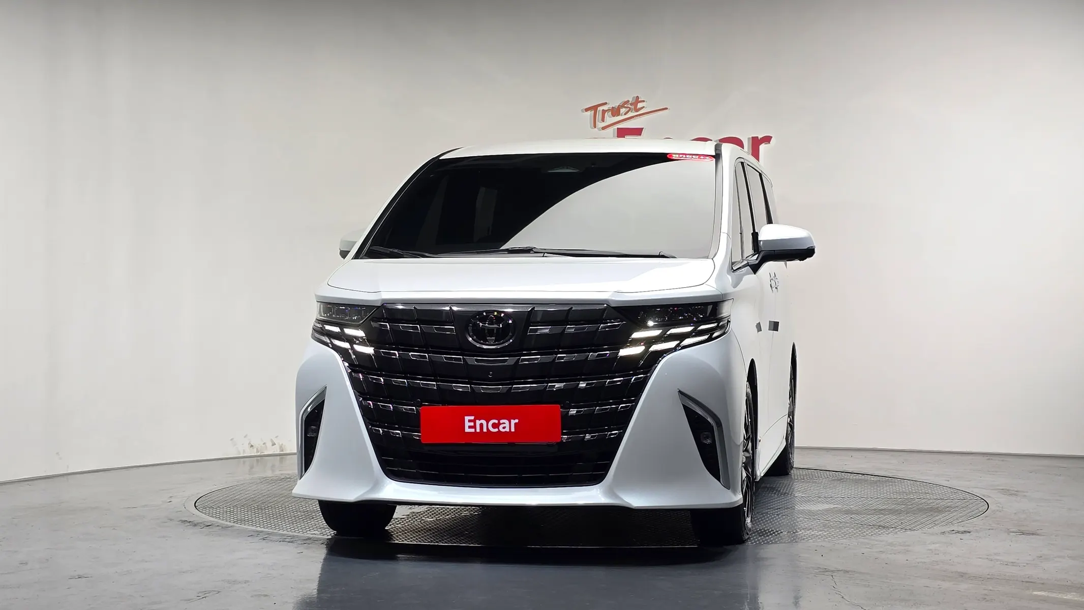 Toyota 4 2.5 HEV AWD 2025 3/36