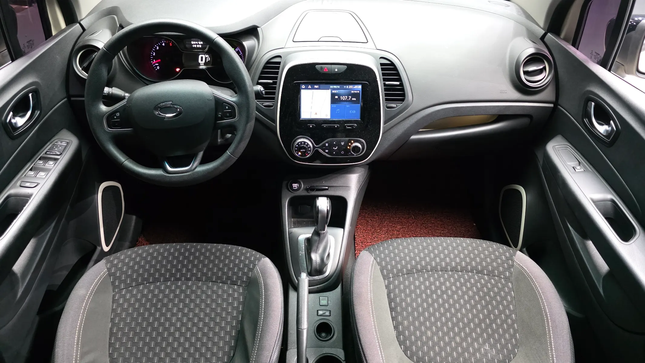 Renault Korea QM3 LE 2017 4/5