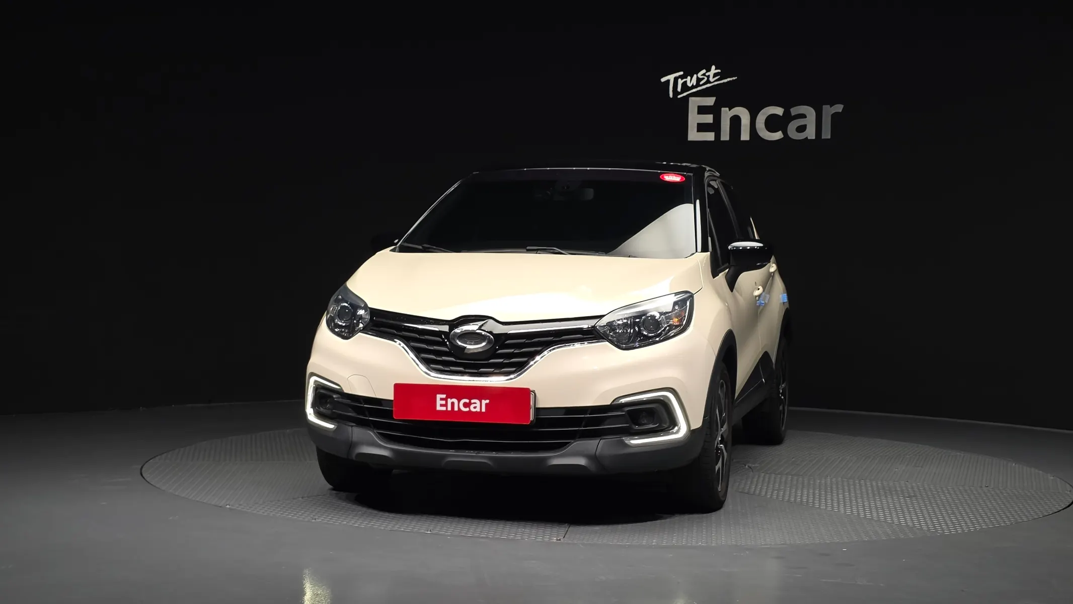 Renault Korea QM3 LE 2017 2/5