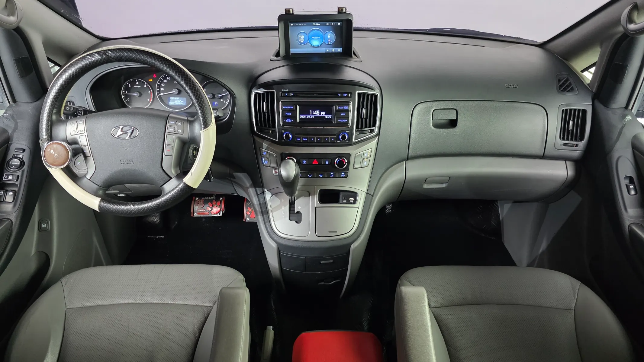 Hyundai Grand Starex 5 2017 4/5