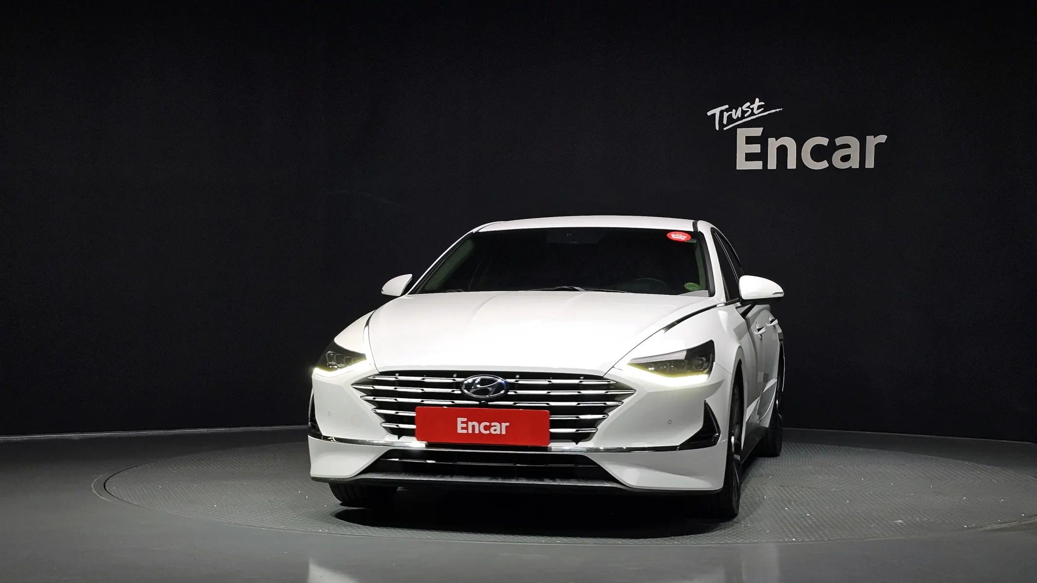 Hyundai (DN8) 2022 2/5