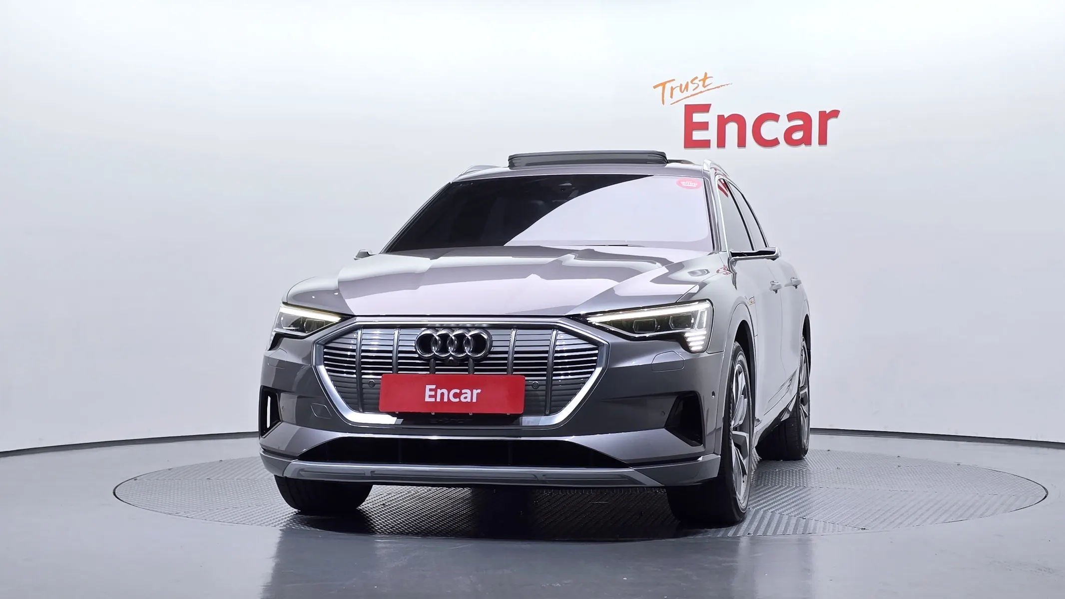 Audi e- 55 2021 3/38