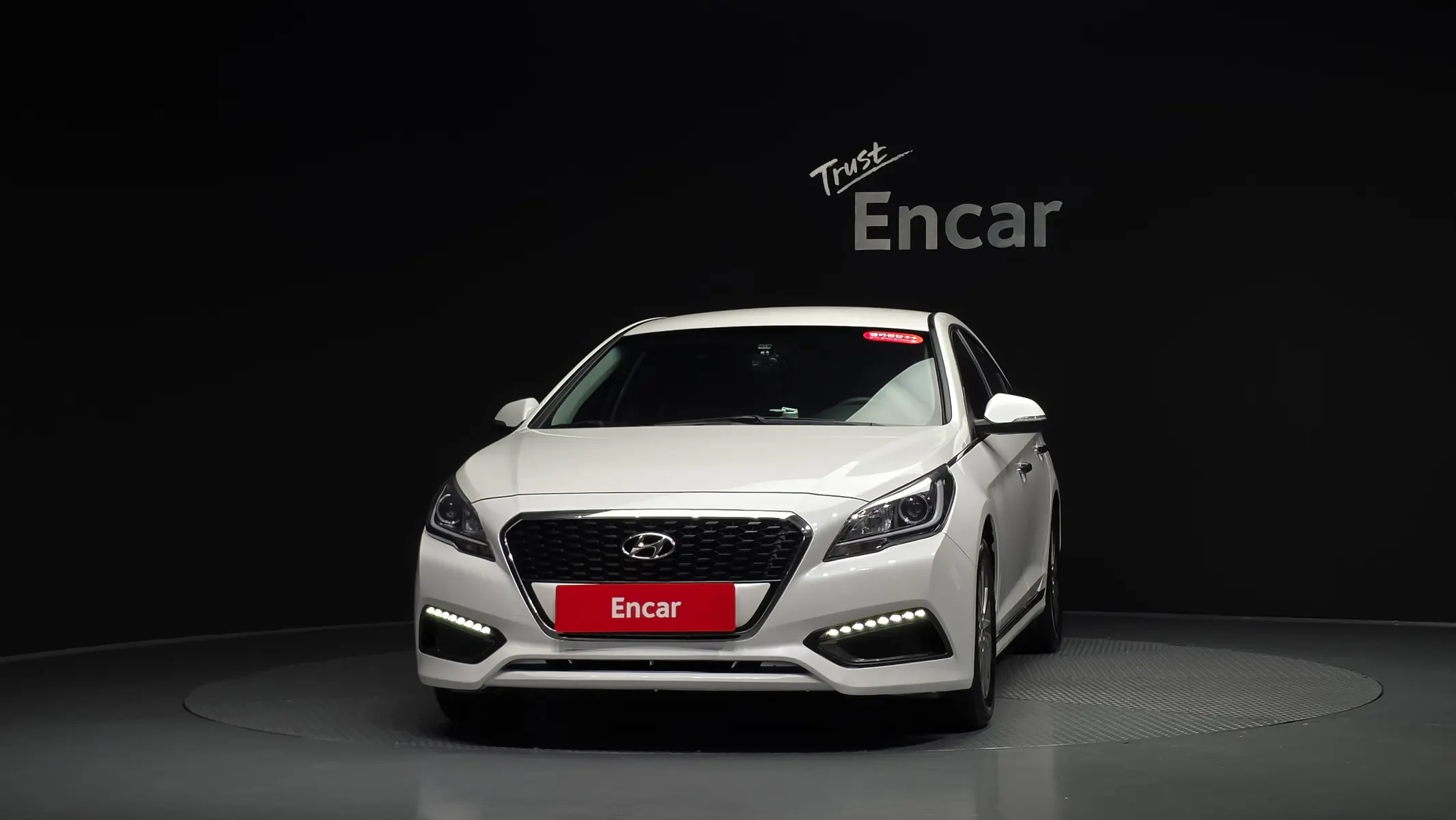 Hyundai LF 2.0 HEV 2015 2/5