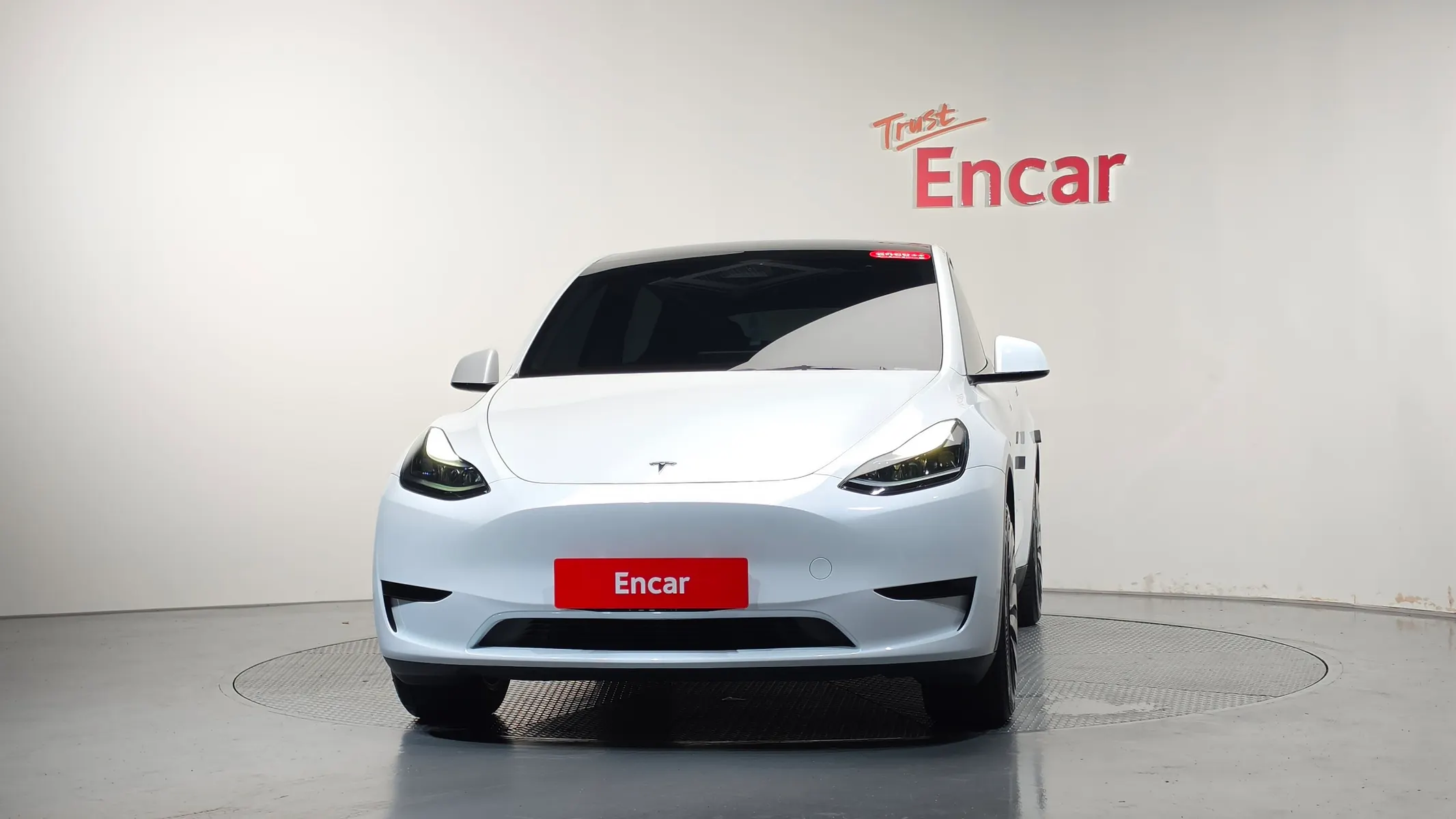 Tesla Y RWD 2023 3/38