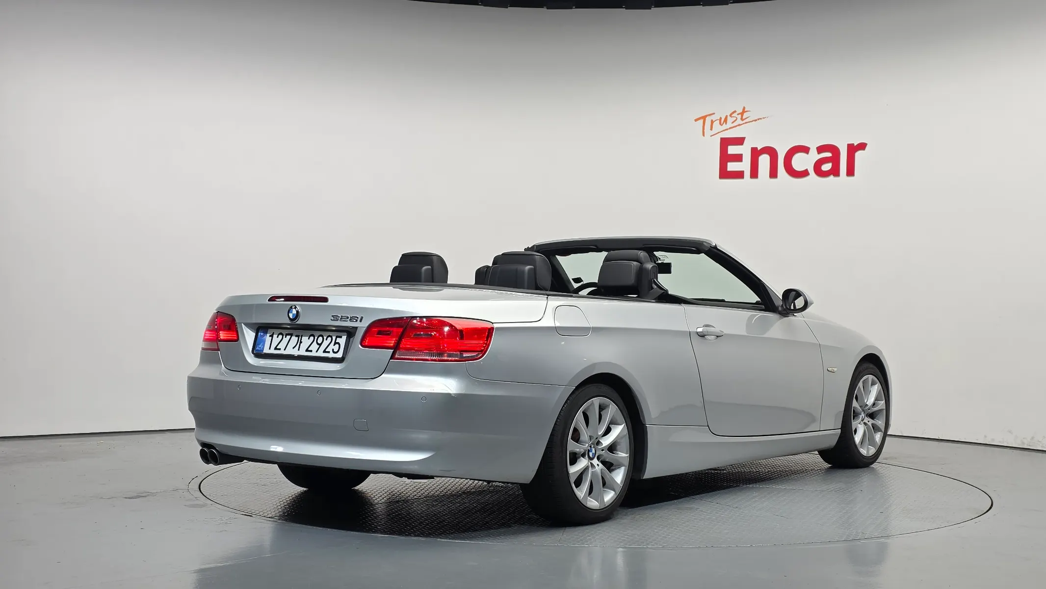 BMW 3 Series (E90) 328i 2009 2/21