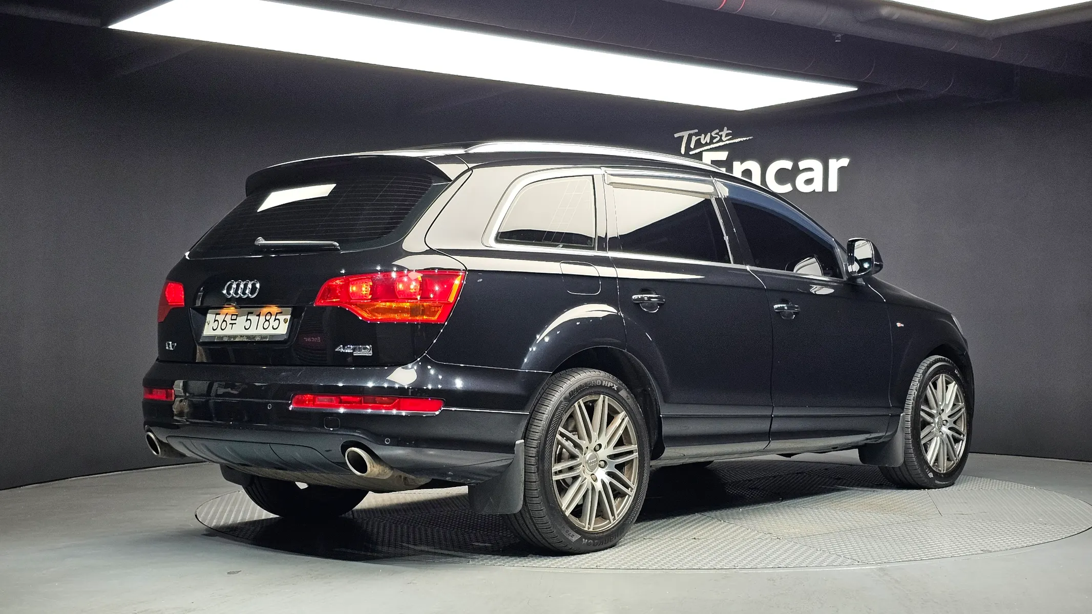 Audi Q7 4.2 TDI 2009 2/36