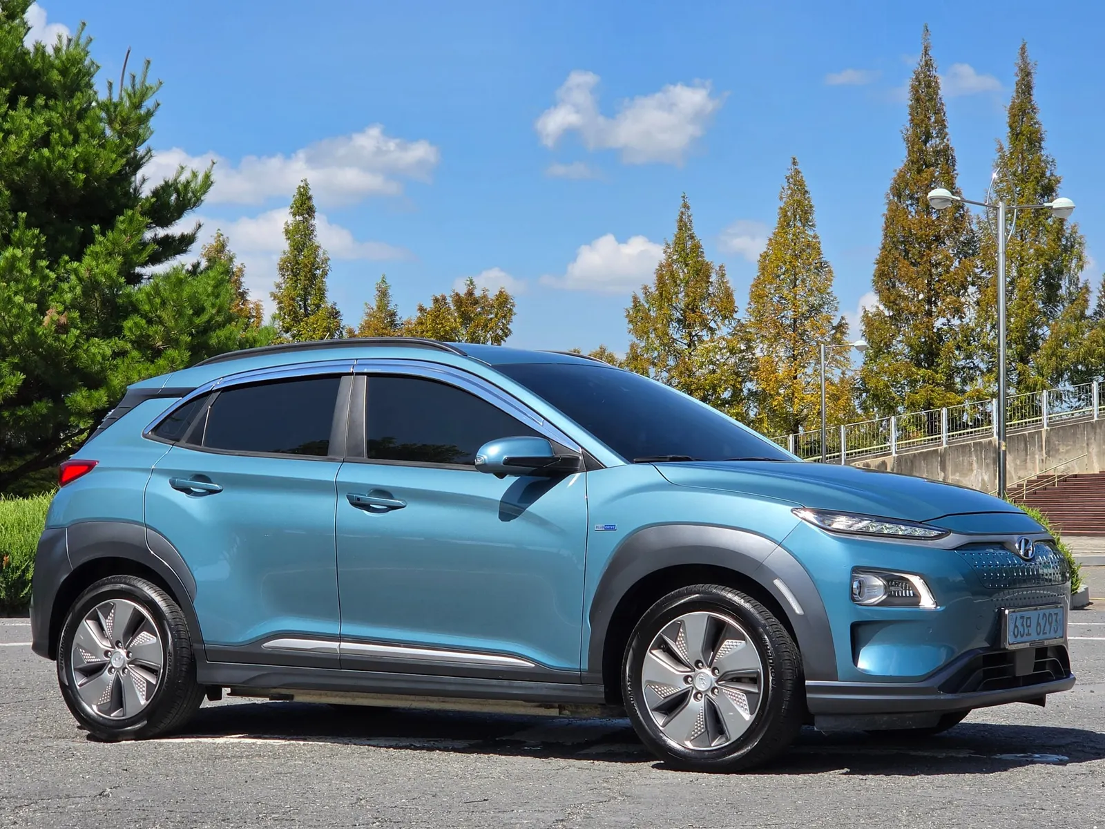 Hyundai 코나 일렉트릭 2018 2/5