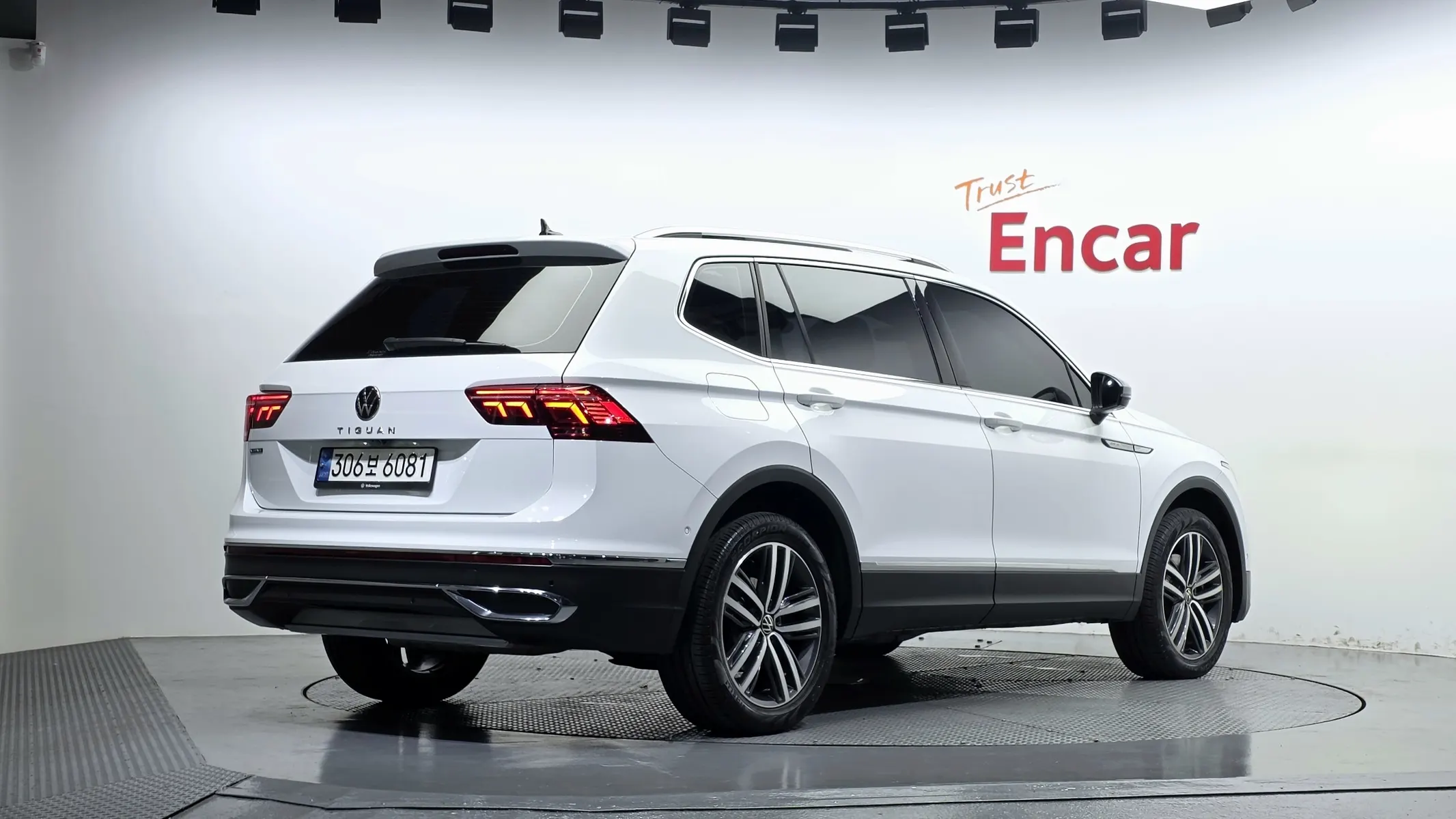 Volkswagen 티구안 올스페이스 2.0 TSI 2022 2/34