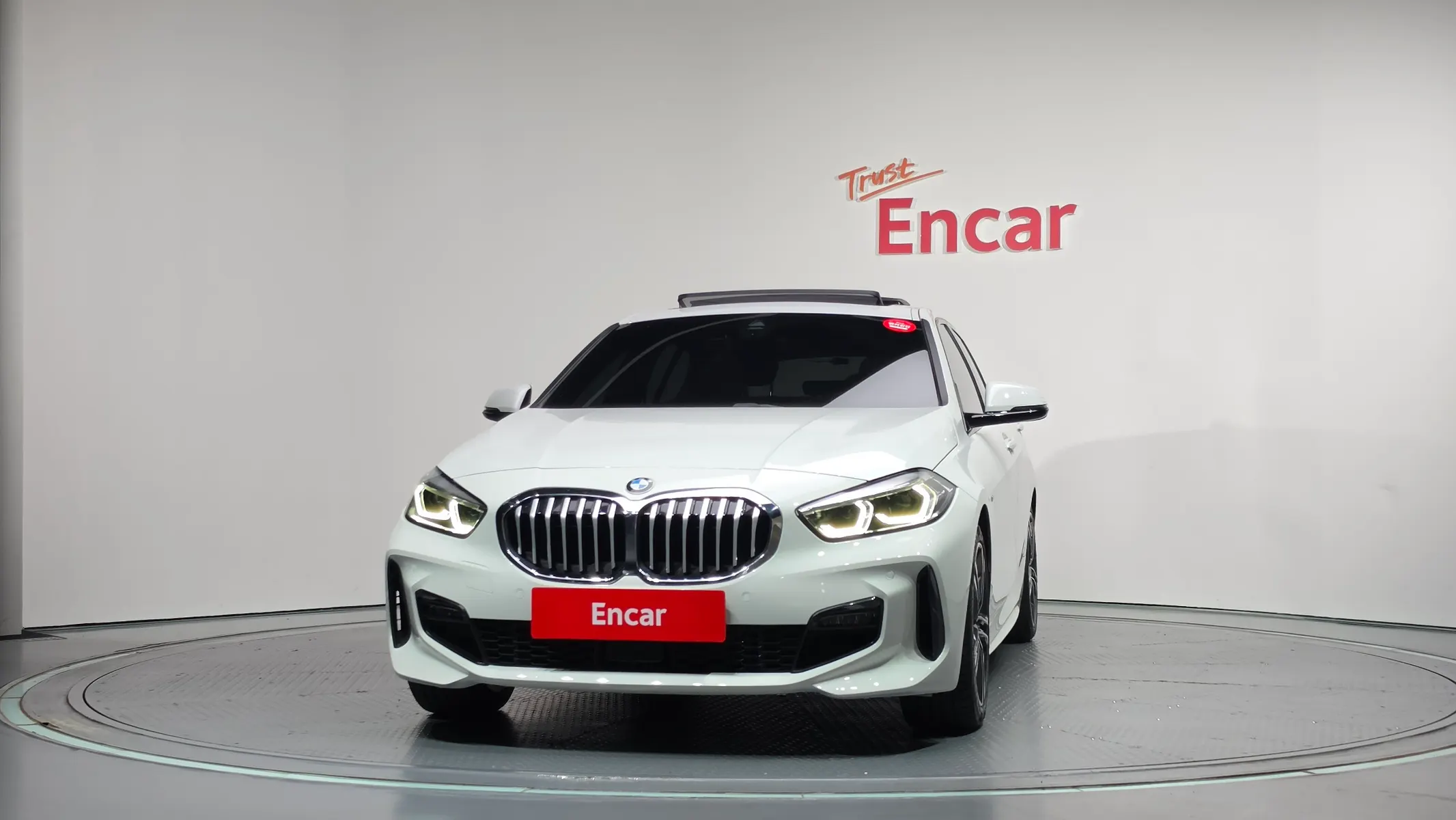 BMW 1 Series (F40) 120i M 2023 3/33