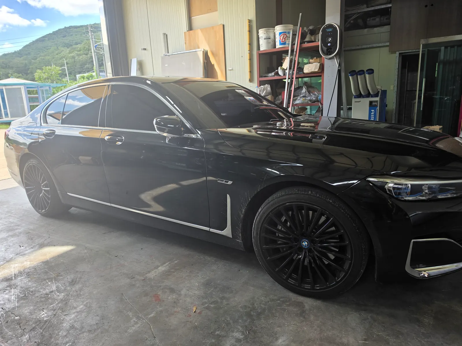 BMW 7 Series (G11) 745e i 2022 3/11