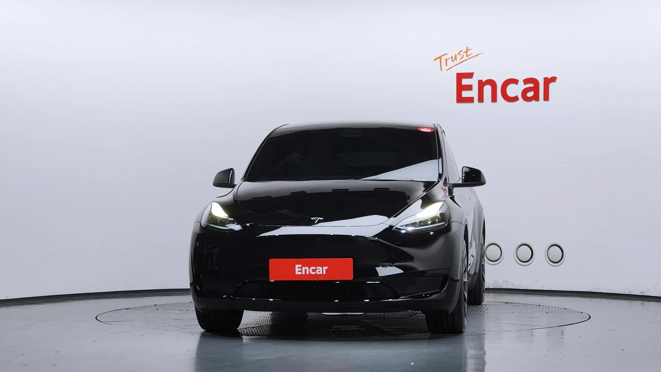 Tesla Y RWD 2023 2/5
