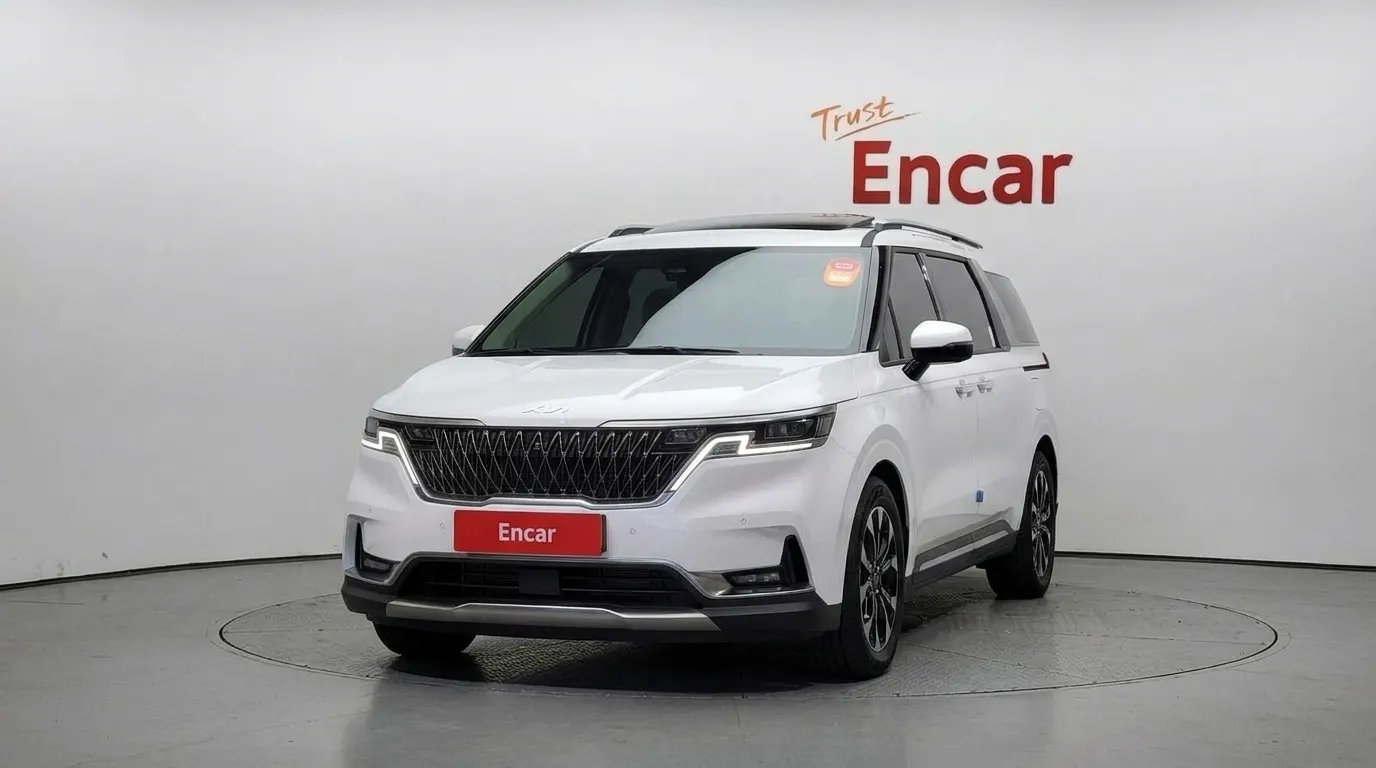 Kia Carnival 9 2022 2/5