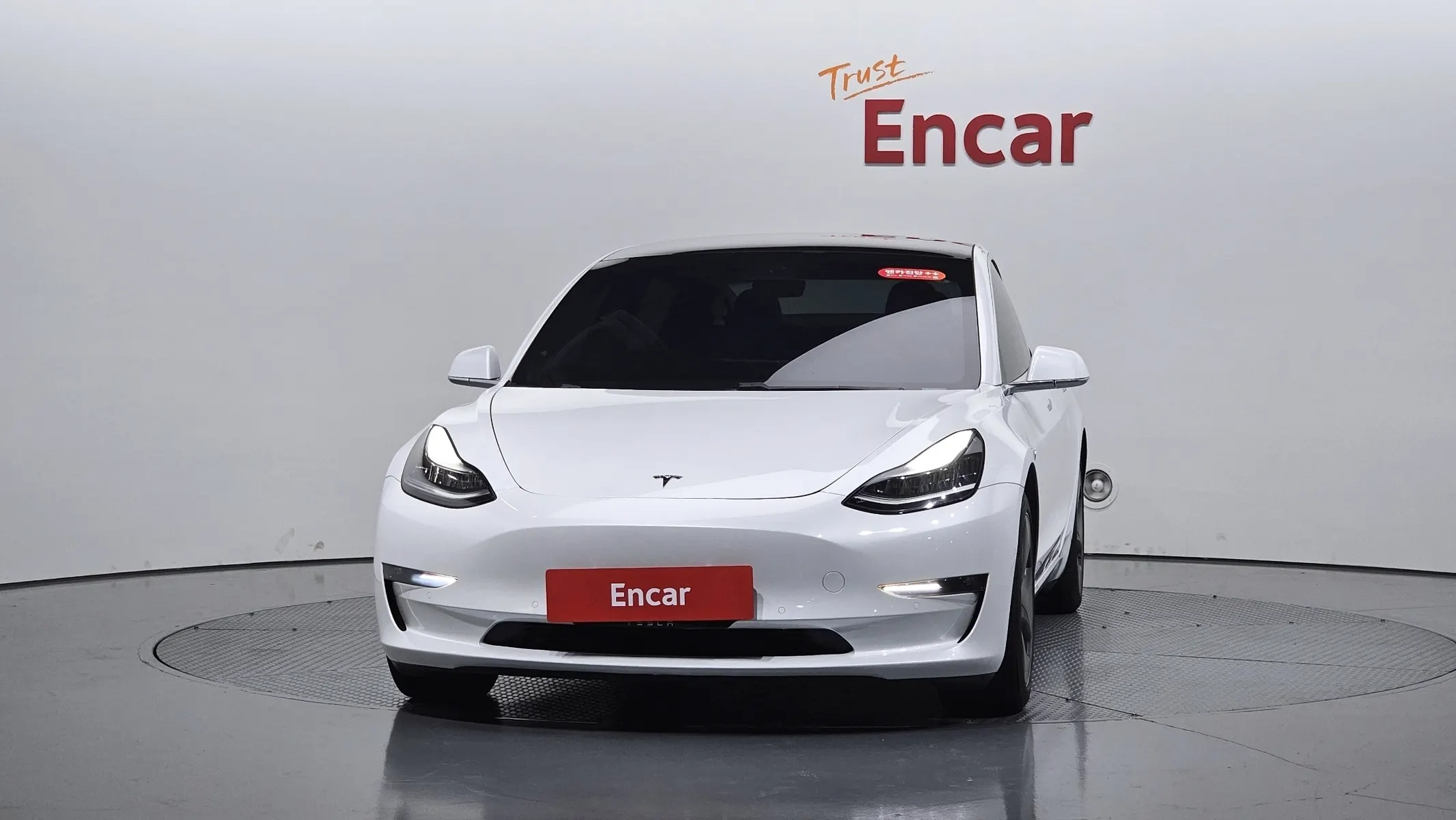 Tesla 3 AWD 2020 3/39