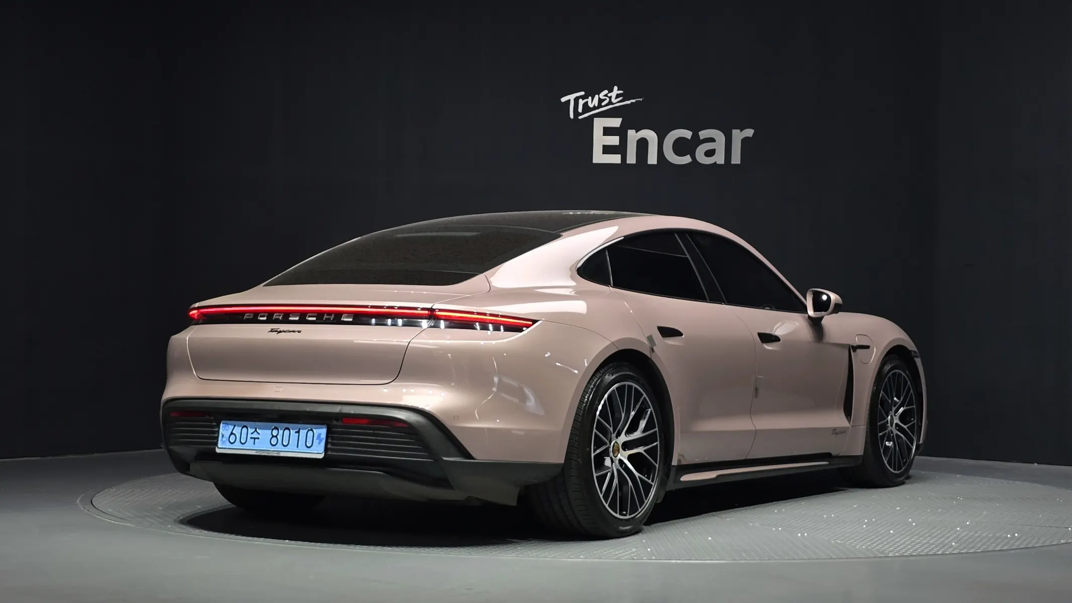 Porsche 타이칸 2023 2/21