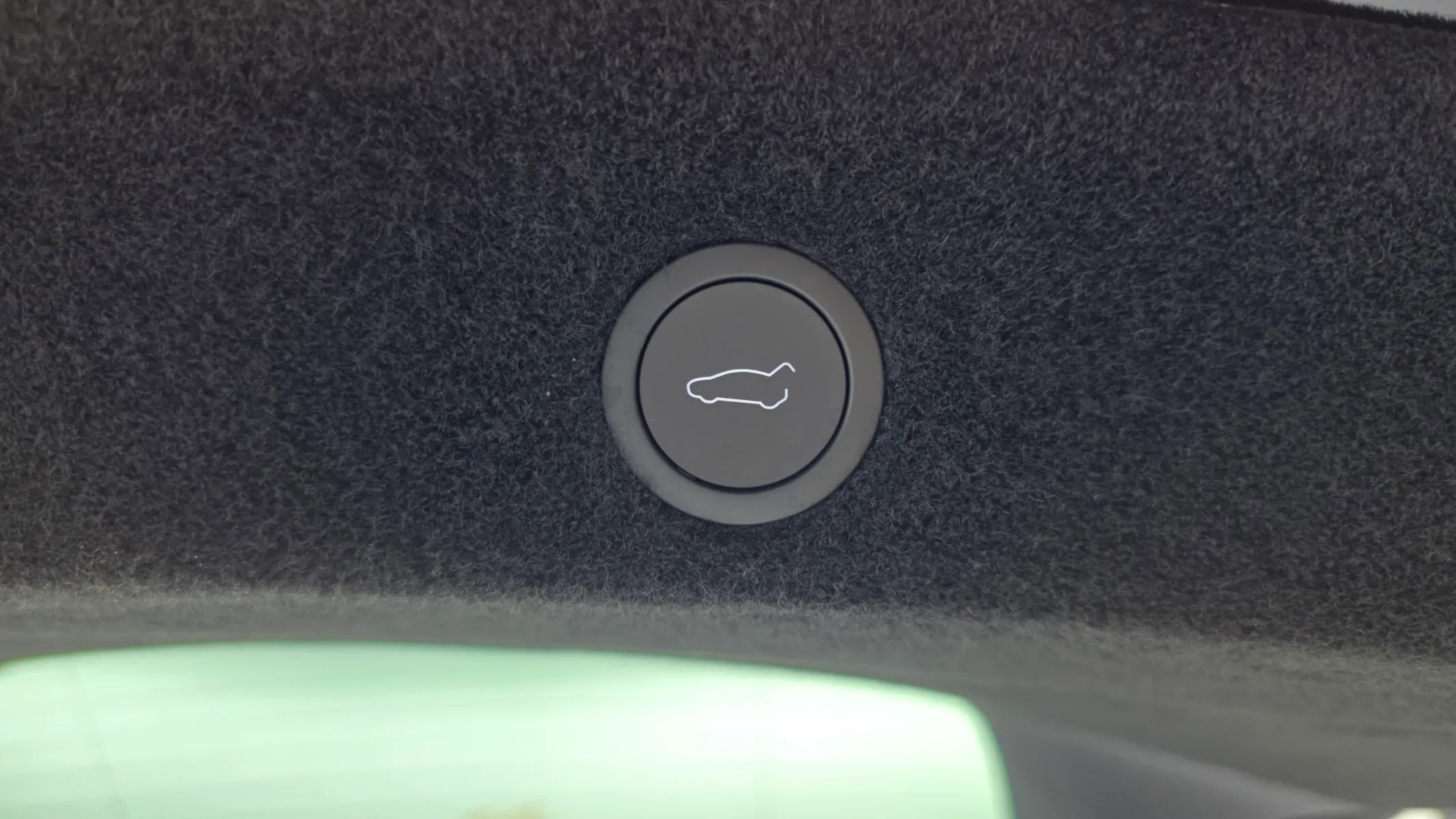 Tesla Y AWD 2025 36/37
