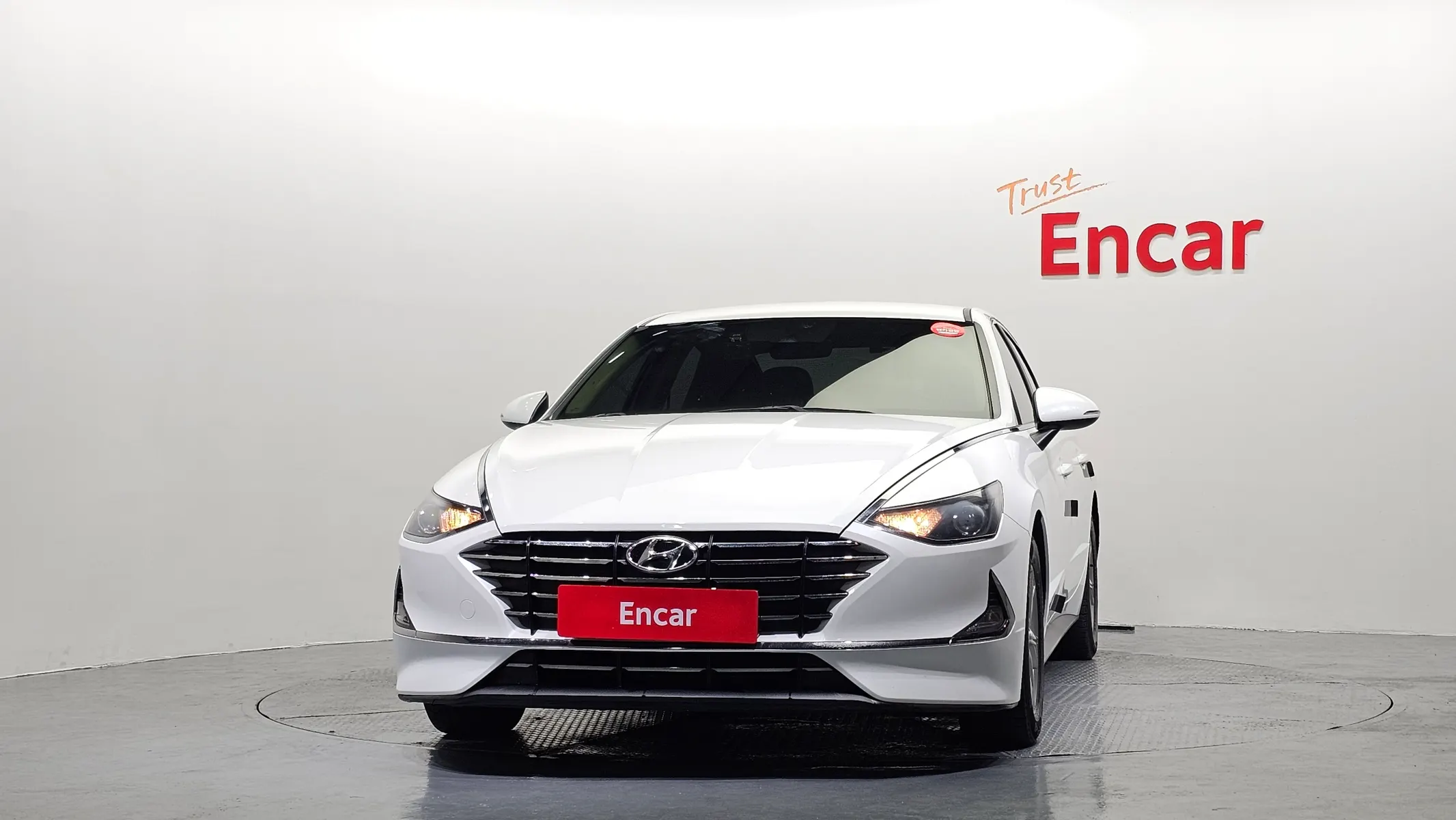 Hyundai (DN8) 2.0 LPG() 2019 2/5