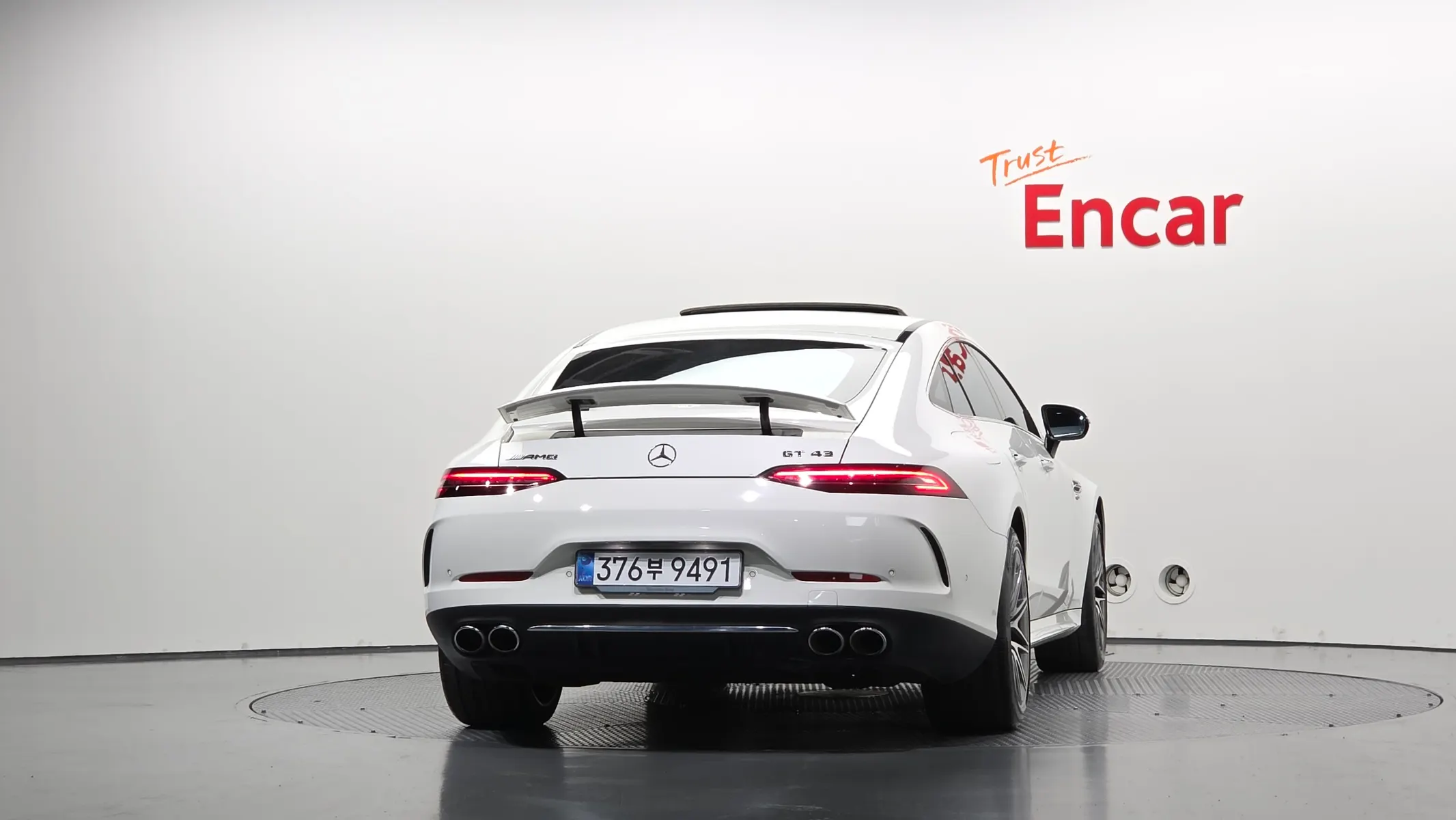 Mercedes-Benz AMG GT 4 43 4MATIC+ 2023 3/33