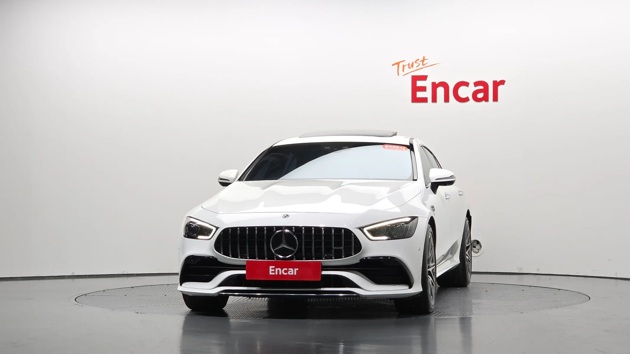 Mercedes-Benz AMG GT 4 43 4MATIC+ 2023 2/33
