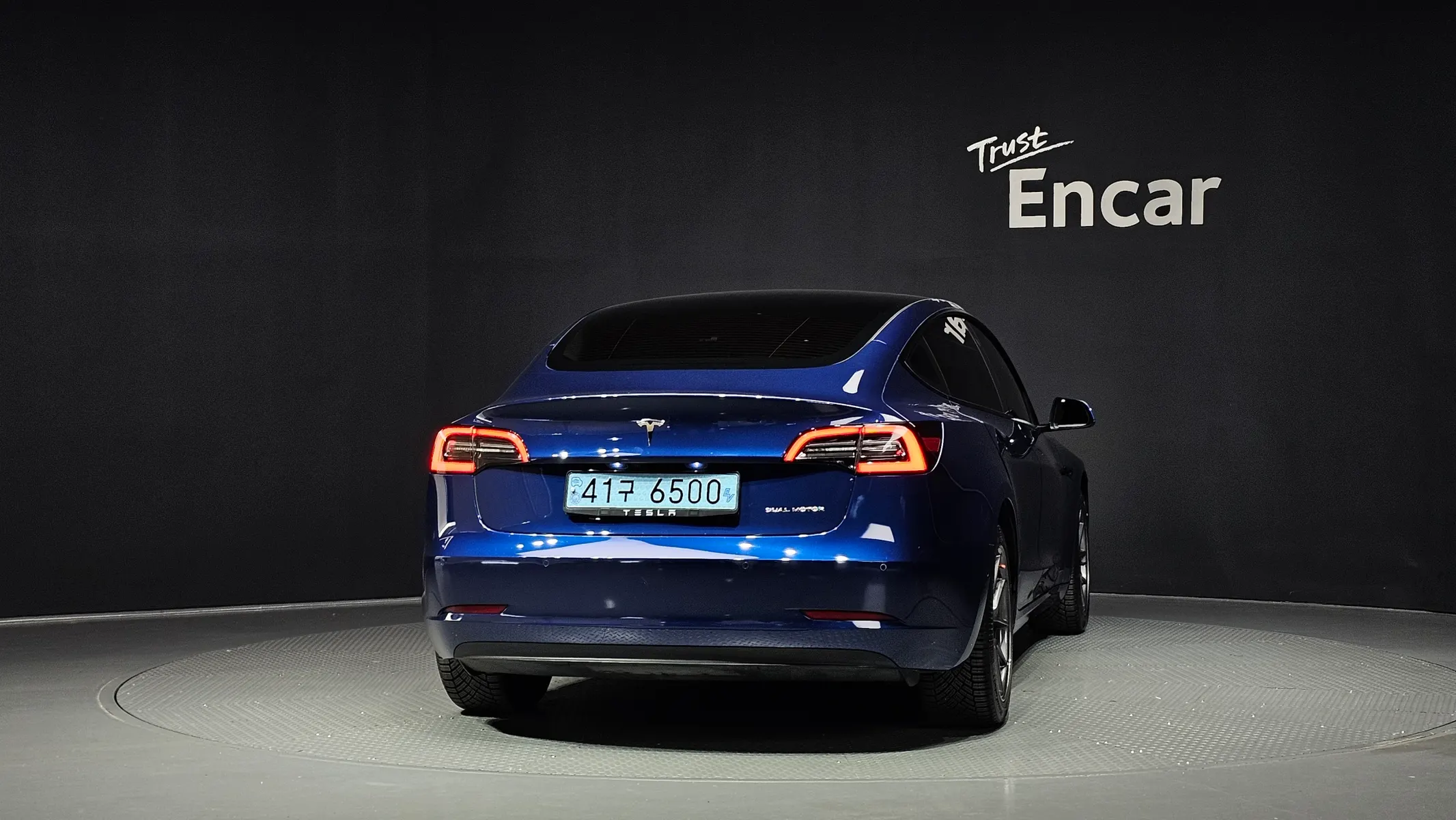 Tesla 3 AWD 2022 3/5