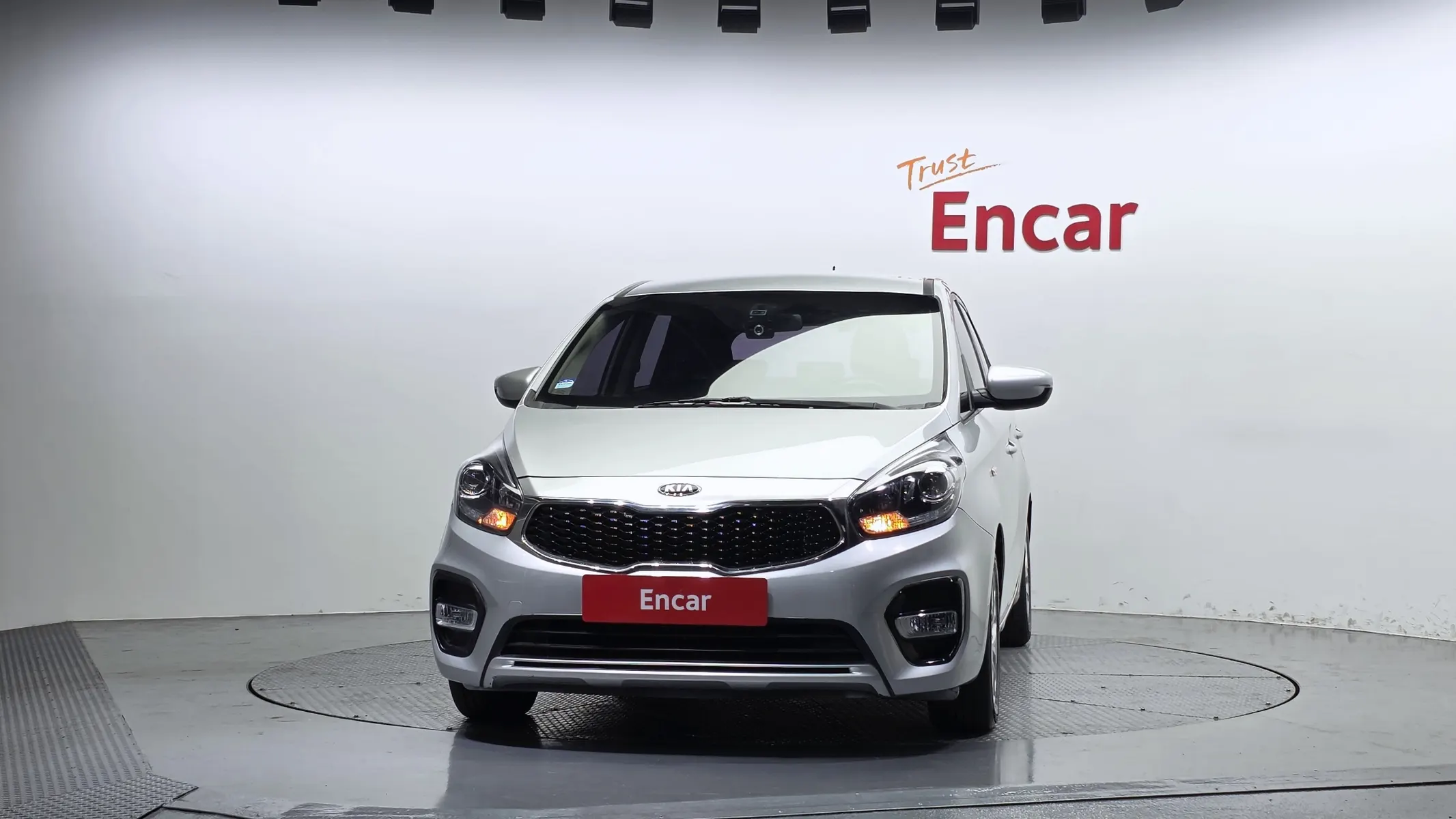 Kia 카렌스 2.0 LPI 2017 3/32