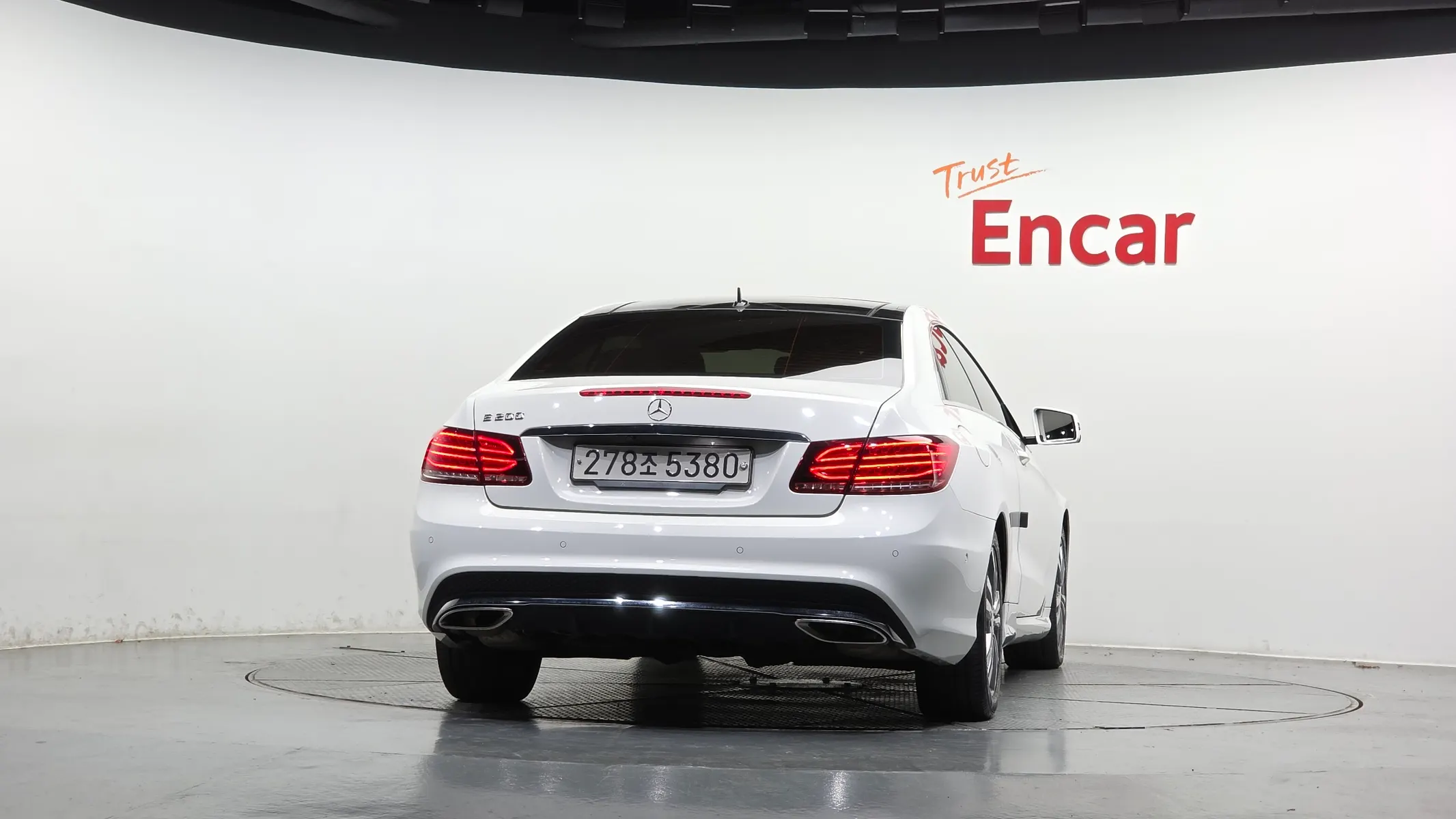 Mercedes-Benz E-Class W212 E200 2015 3/31