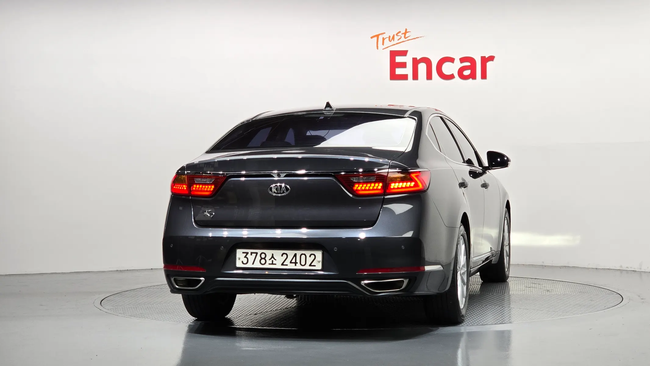 Kia K7 3.0 LPI () 2017 3/5