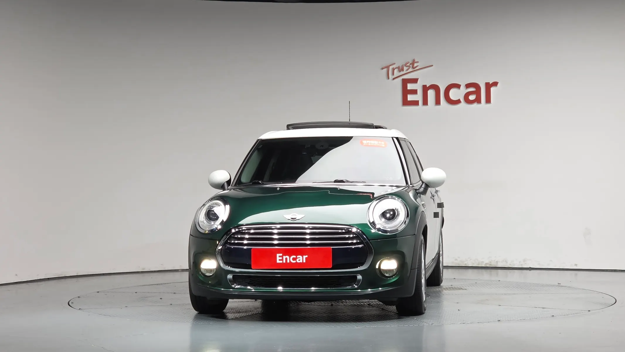 MINI D 5 HIGH 2015 2/5