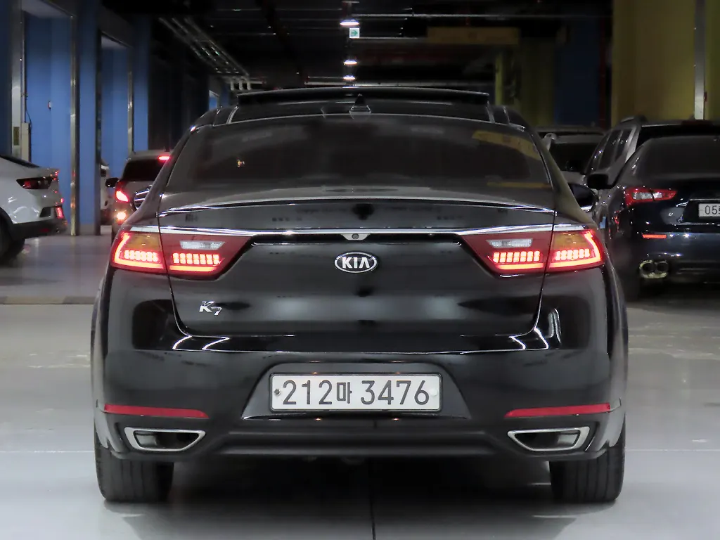 Kia K7 3.0 LPI () 2017 3/5