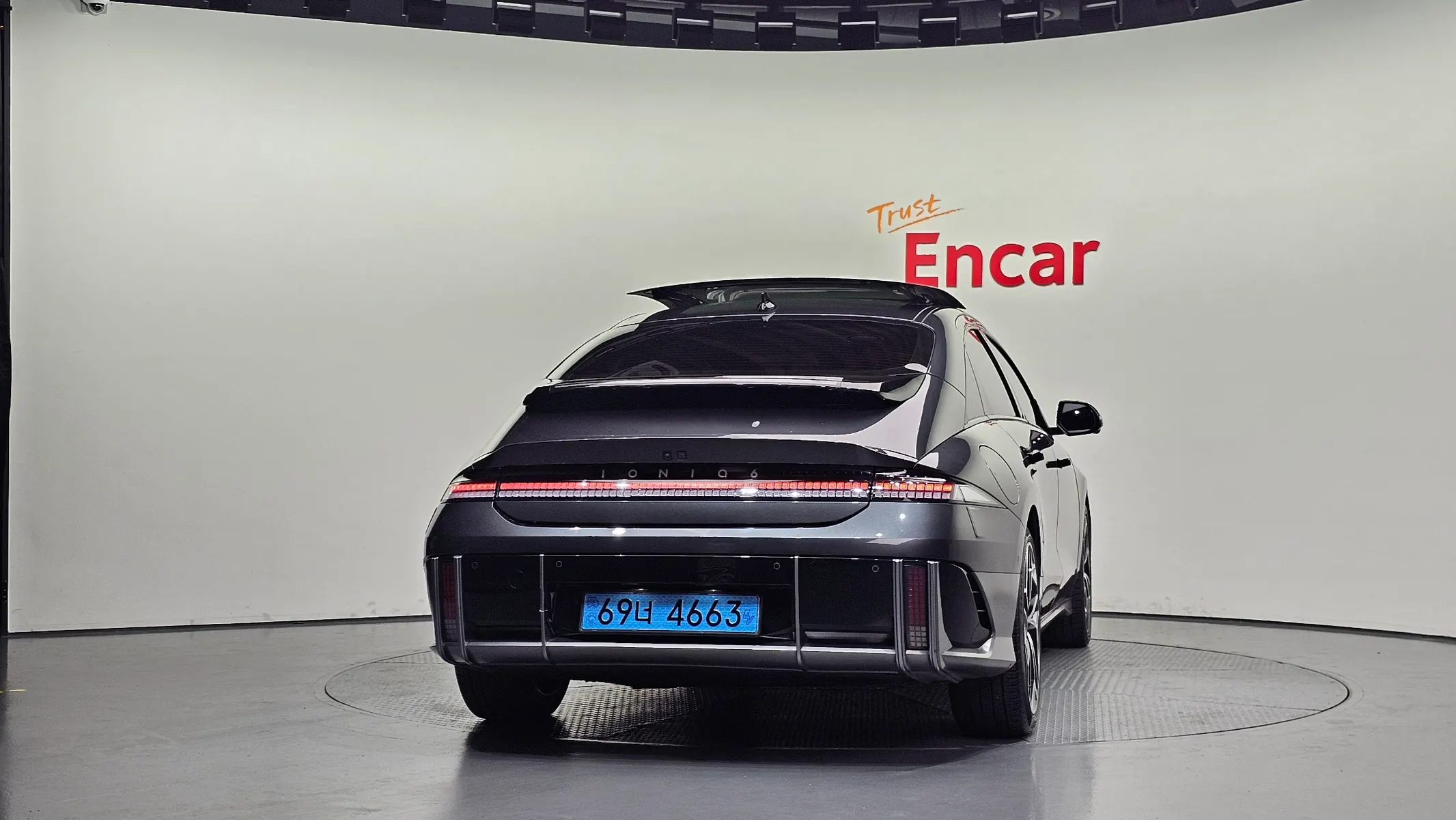 Hyundai Ioniq 6 AWD 2023 3/5