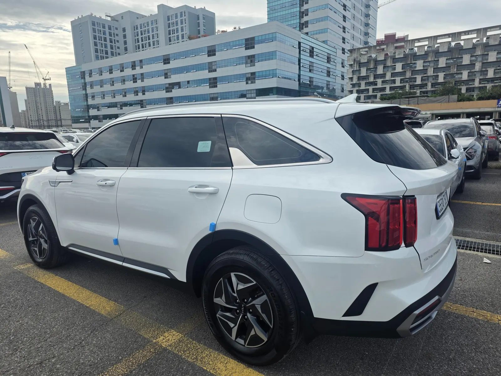 Kia 4 HEV 1.6 4WD 2022 3/5