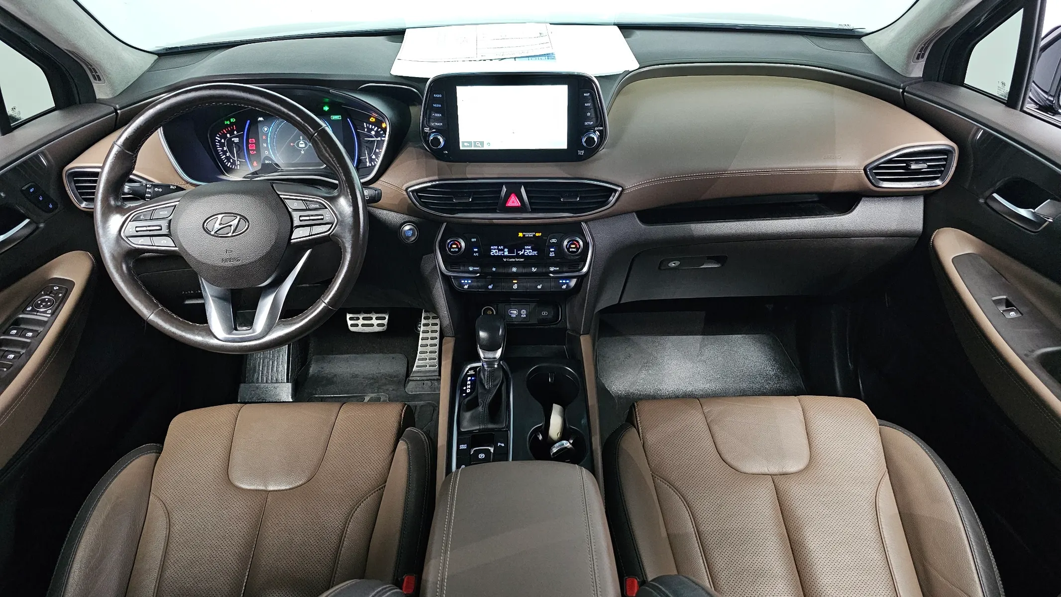 Hyundai TM 2.0 2WD 2020 3/5