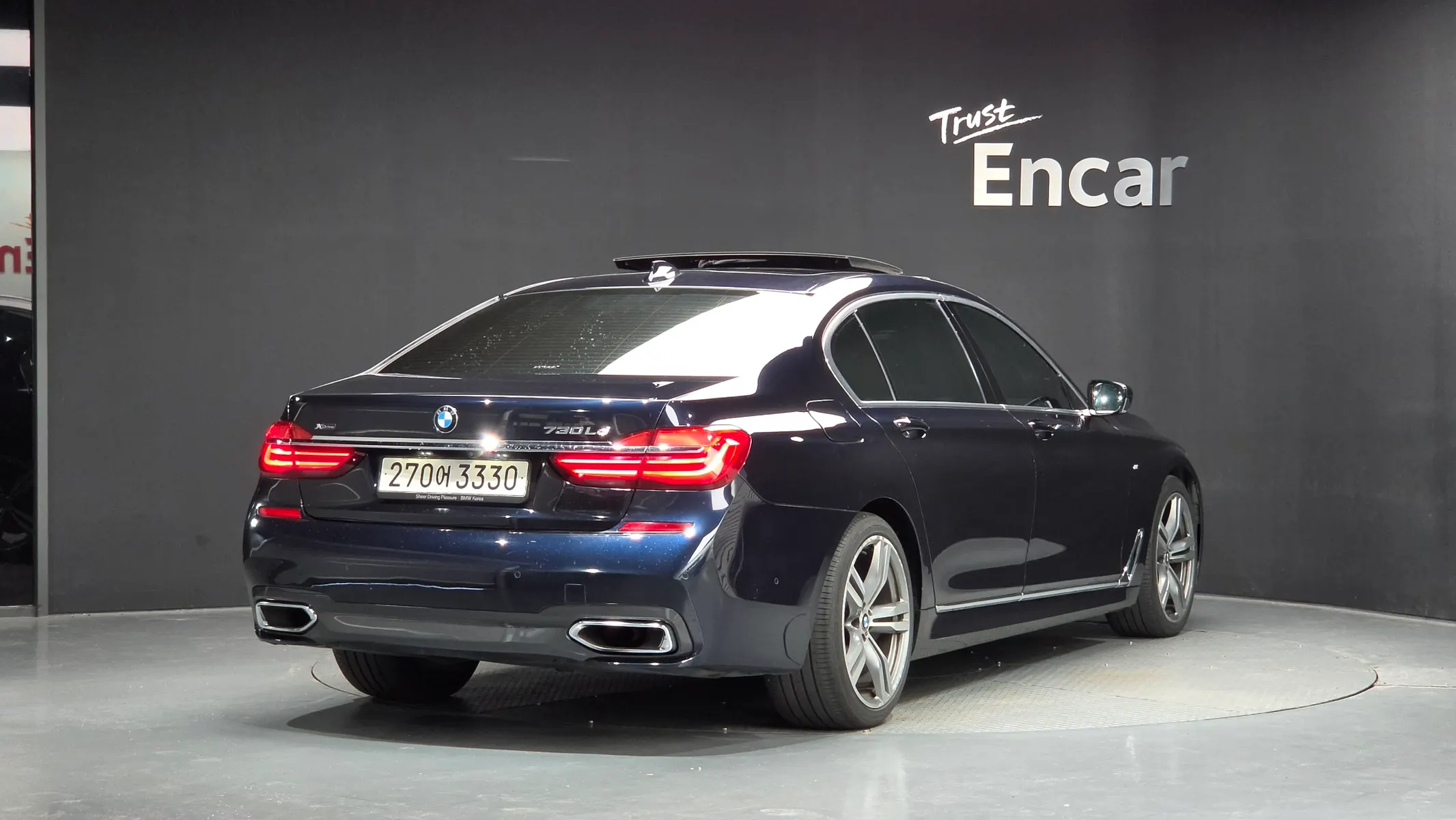 BMW 7 Series (G11) 730Ld xDrive M 2017 2/21
