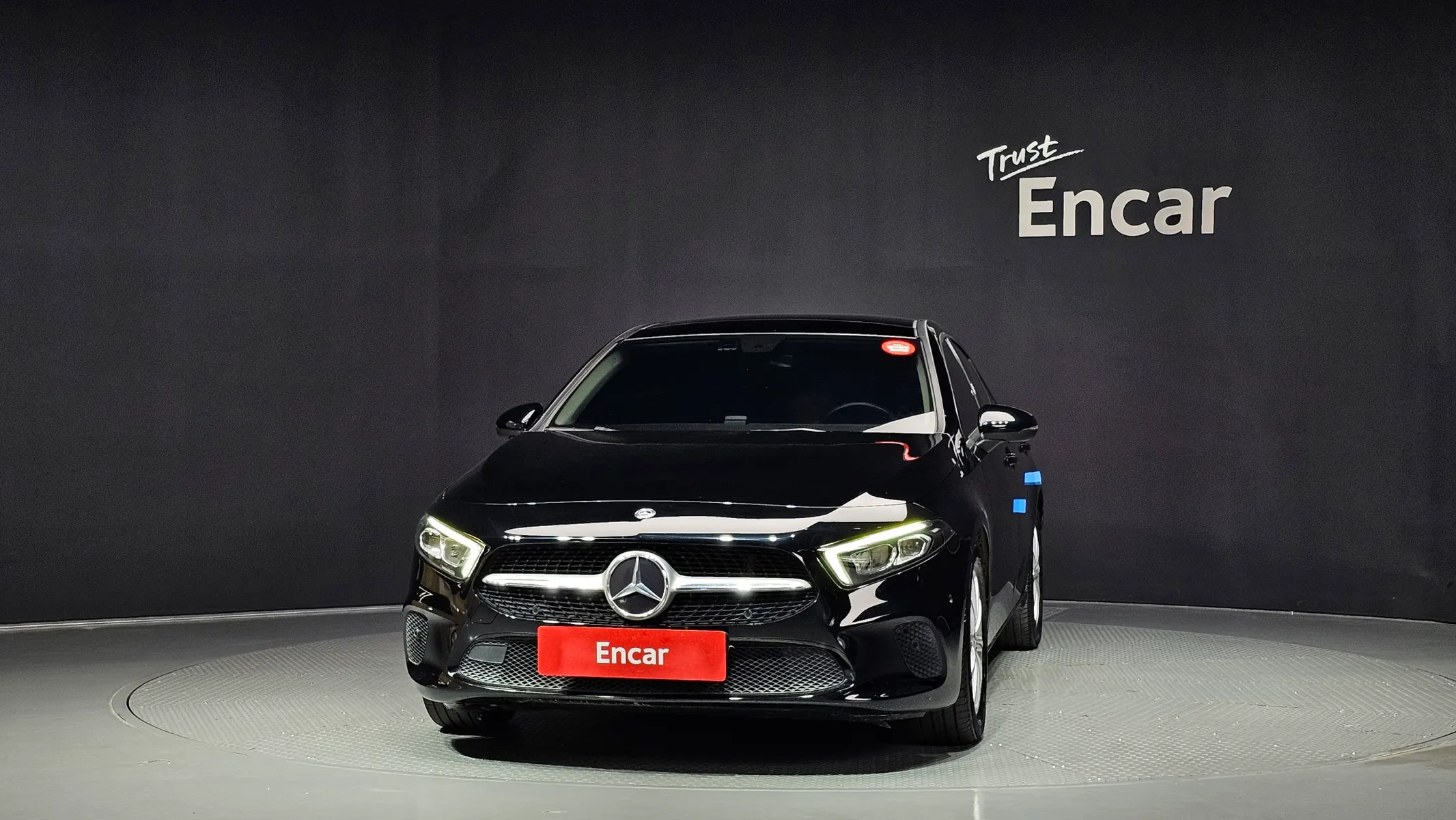 Mercedes-Benz A-Class W177 A220 2020 3/33