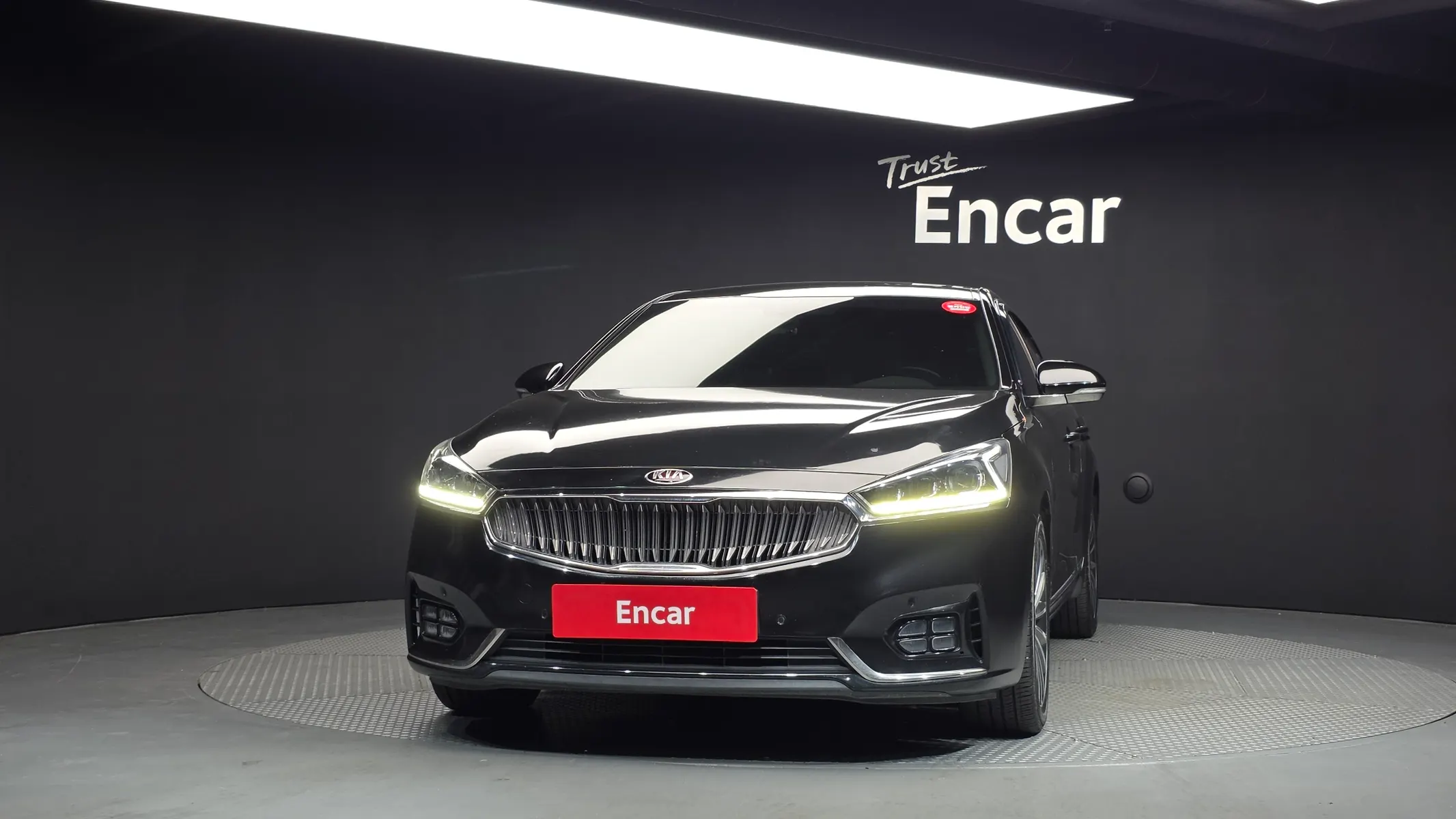 Kia K7 3.0 LPI () 2017 3/36