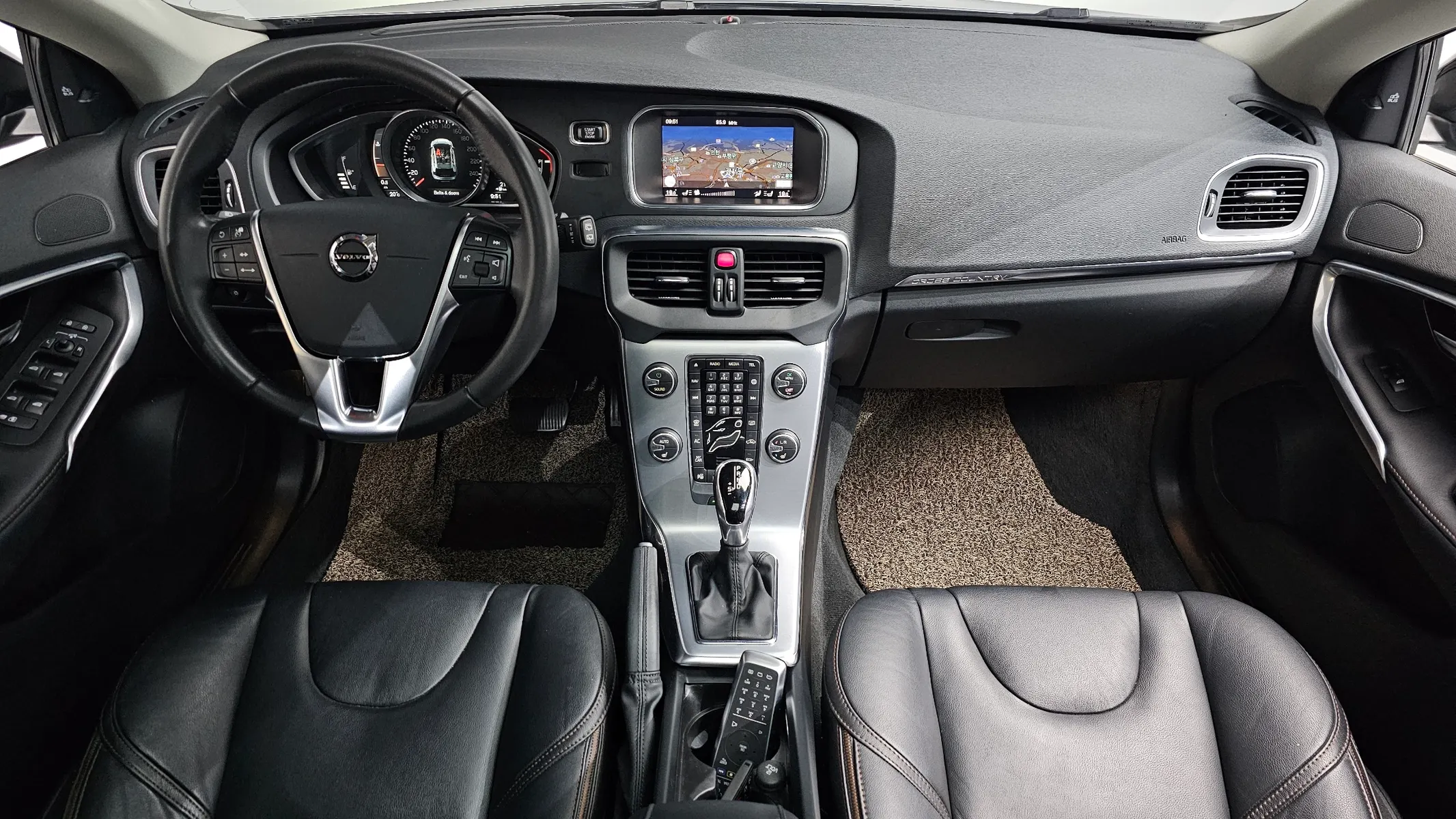 Volvo V40 D3 2019 4/5