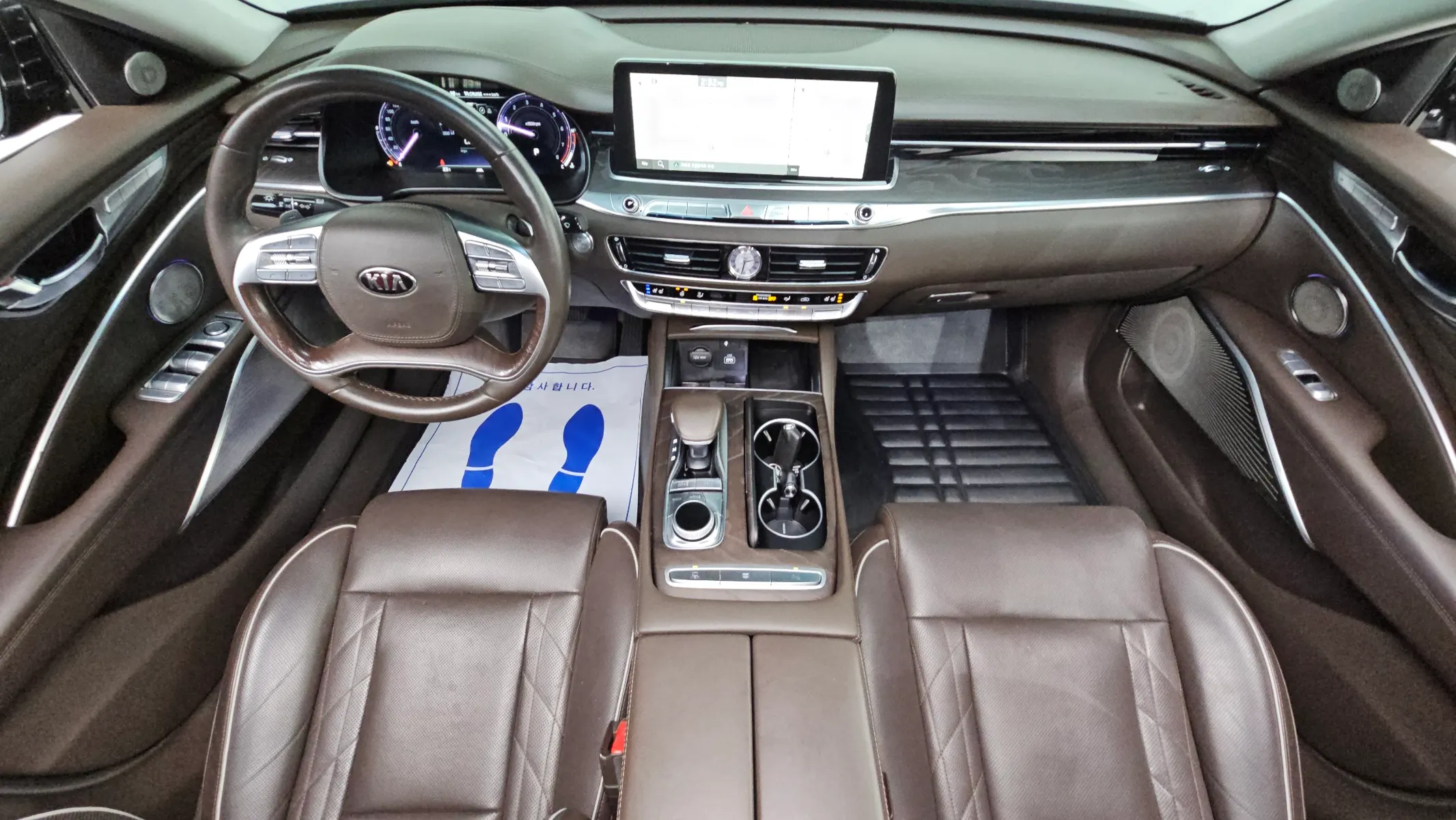 Kia K9 3.8 GDI AWD 2018 4/5