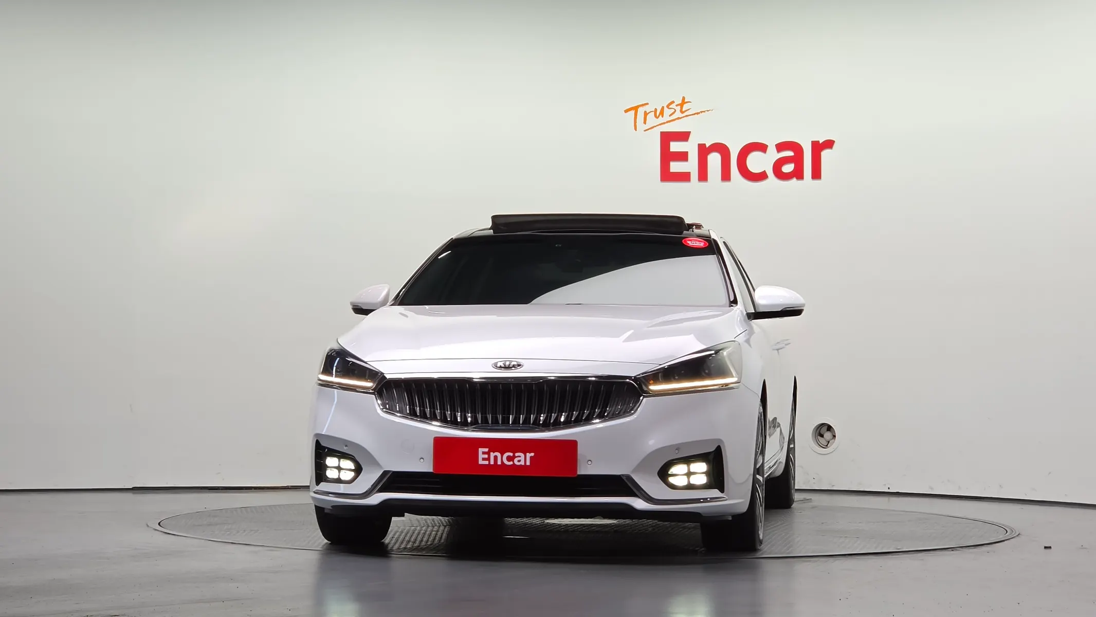 Kia K7 3.0 LPI () 2016 2/5